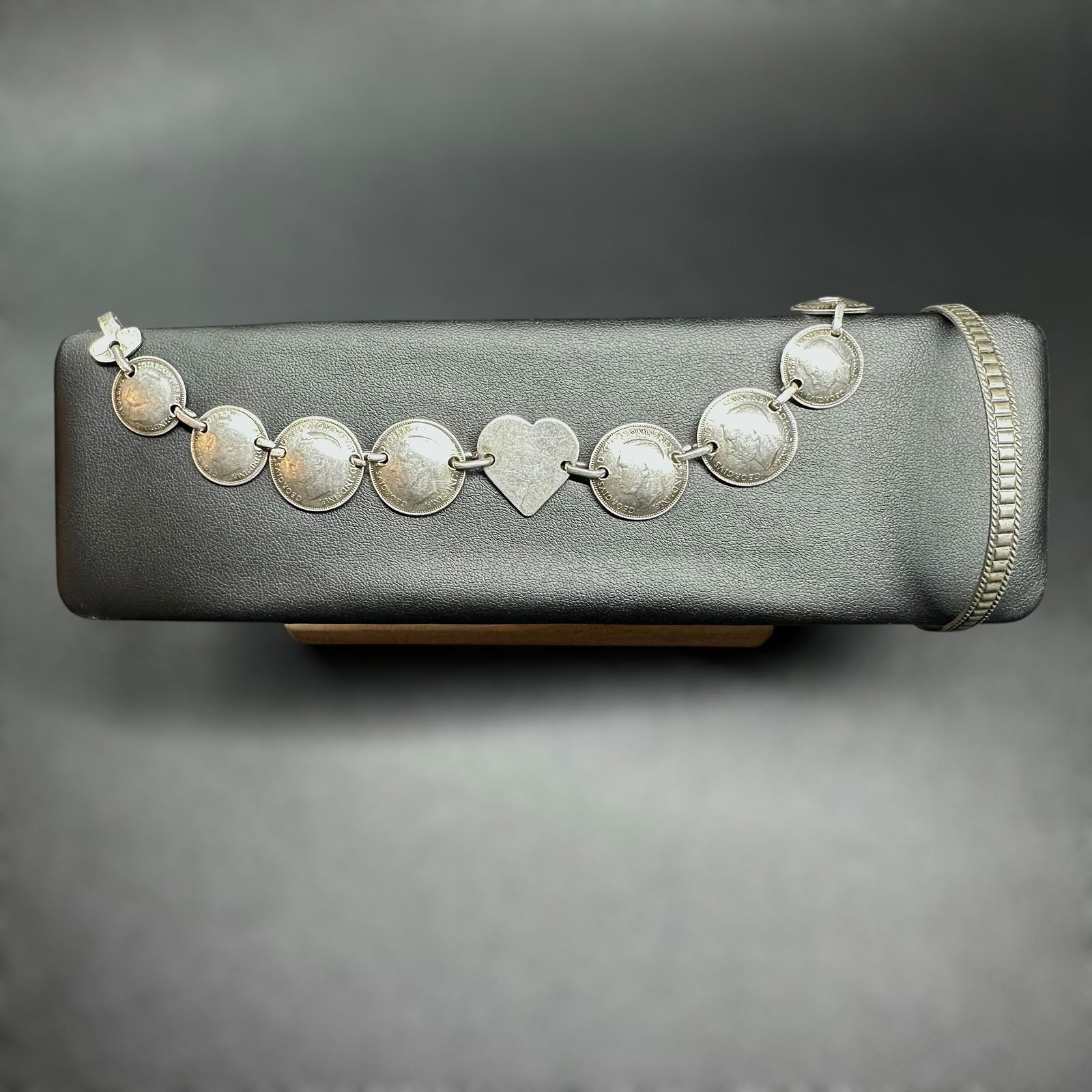 7"/7.5"/33g Danecraft Sterling Silver & Silver Coin Charm Bracelet Set: 7"/7.5"/33g Danecraft Sterling Silver & Silver Coin Charm Bracelet Set:Brand/Model: Danecraft; Sterling Silver bangle bracelet. Australian Sixpence coin. Manufacturer Location: Australia. (coin bracel