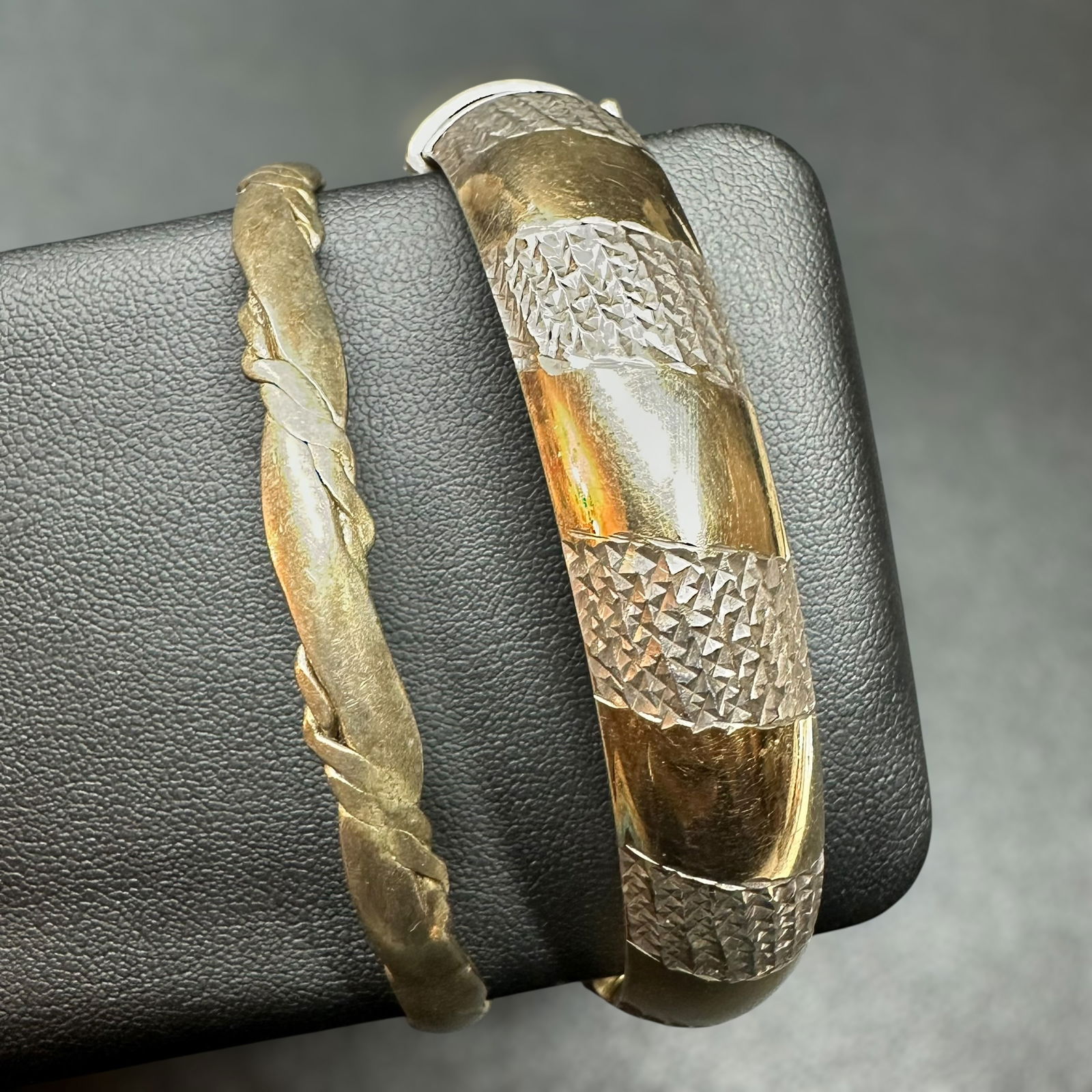 7”/8”/36g Gold Plated Sterling Silver Bracelet Lot: 7”/8”/36g Gold tone Sterling Silver Bracelet Lot Brand/Model: Unknown.Manufacturer Location: Not marked.Year Produced: Unknown; likely mid to late 20th century.Condition: Overall good pre-