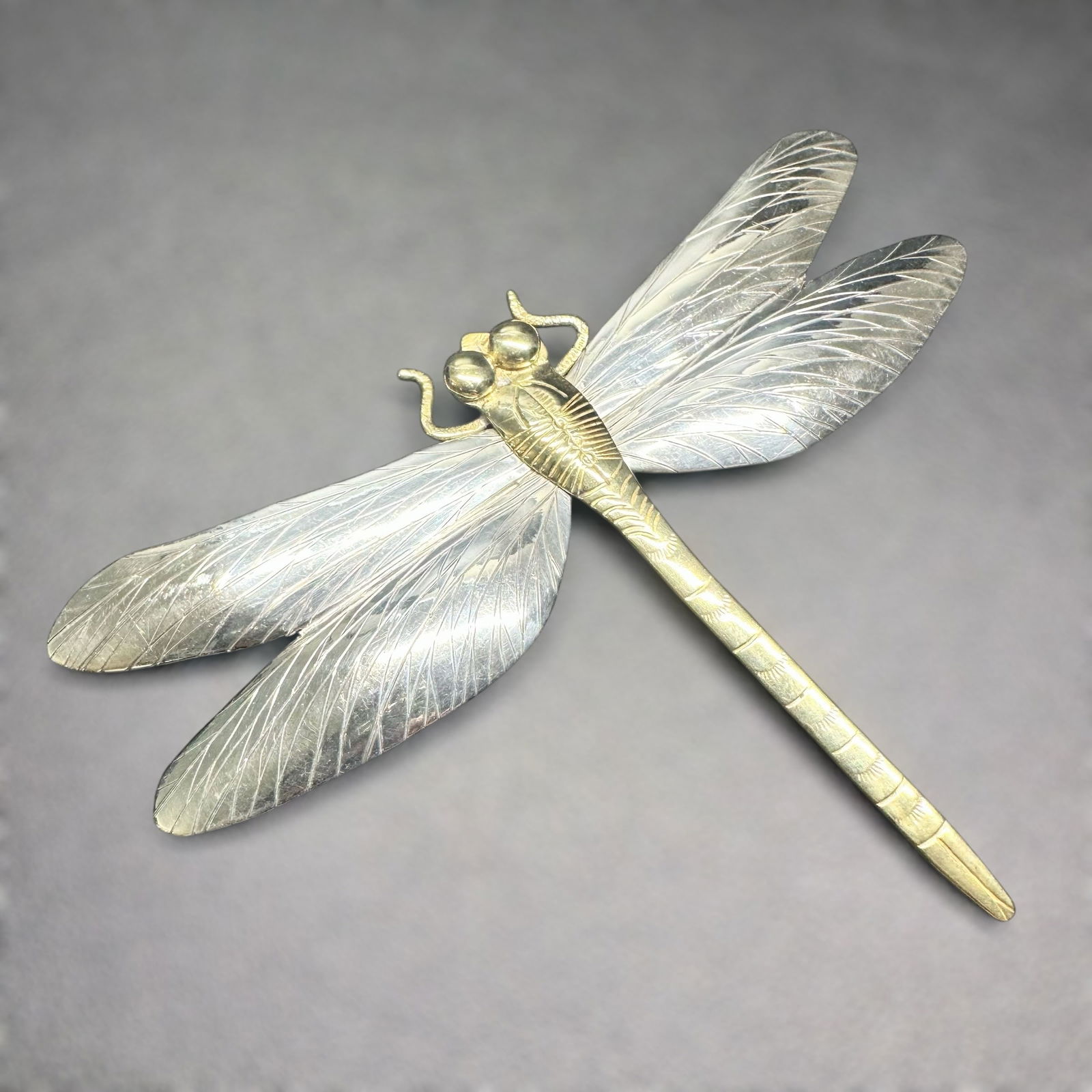 21g Sterling Silver & Brass Dragonfly Brooch: (1 of 10)