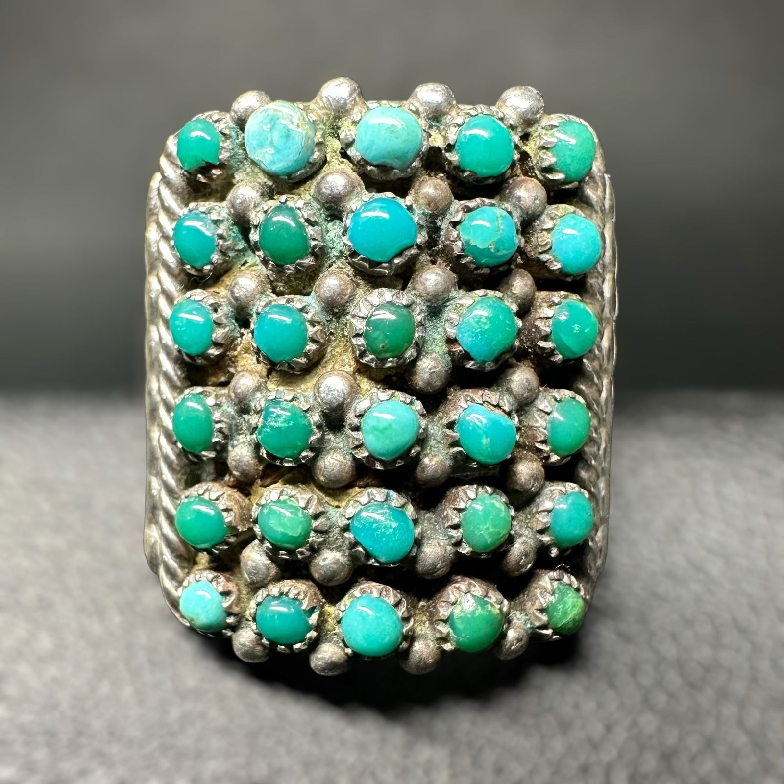 Sz7.5/9g Native American Zuni Petit Point Turquoise Ring (1 of 8)
