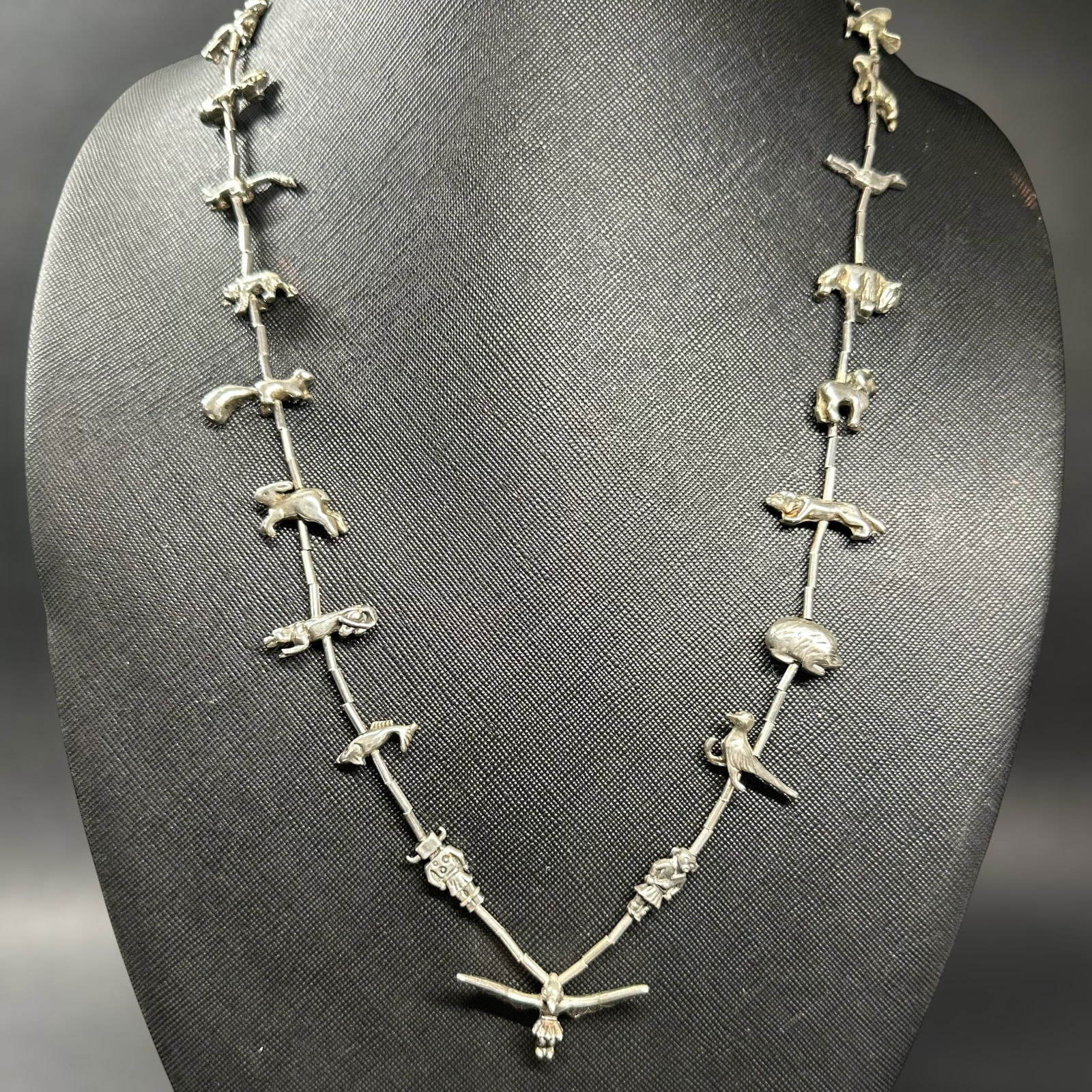 25”/52g Native American Sterling Silver Animal Fetish Bead Necklace (1 of 10)