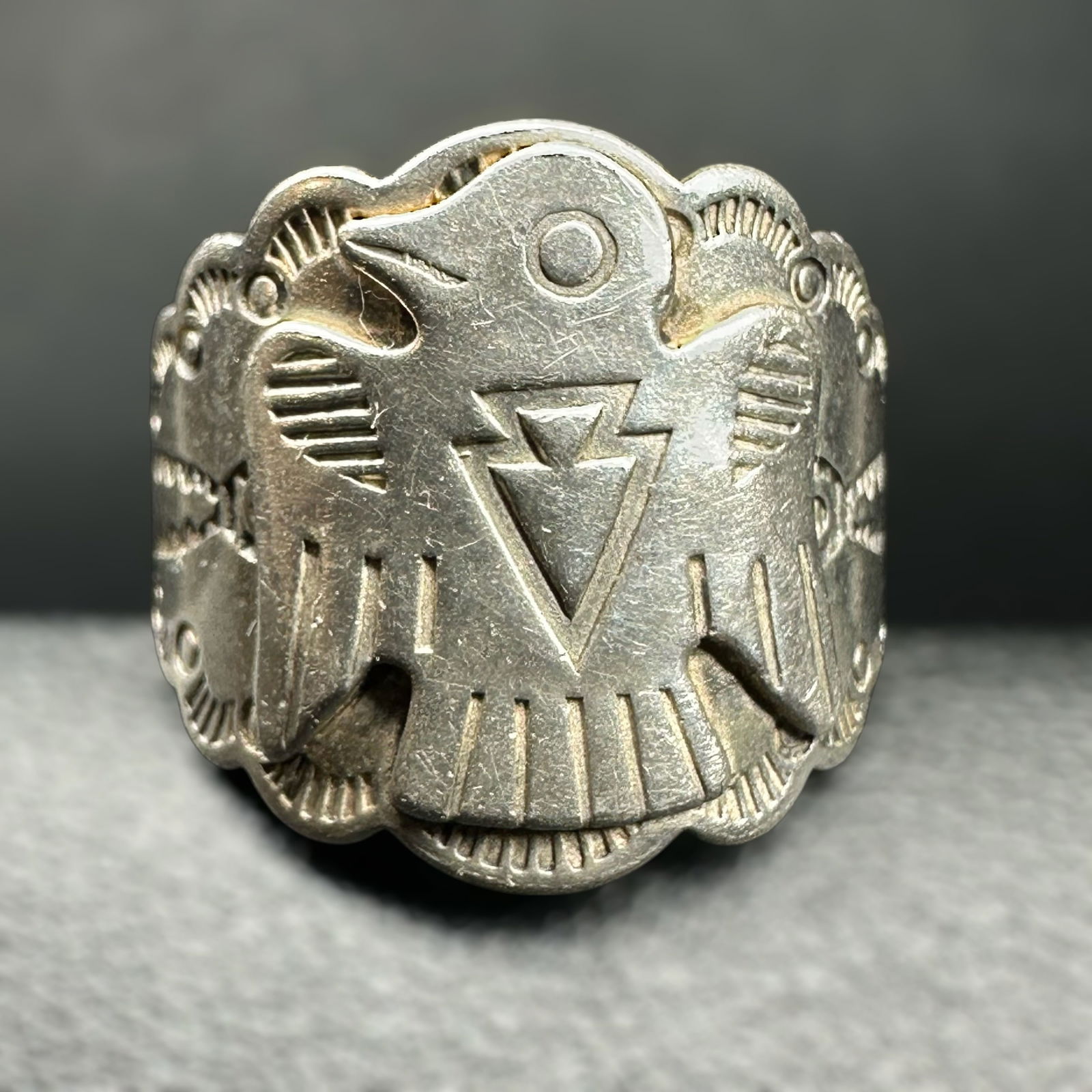 Sz4/3g Native American Sterling Silver Thunderbird Ring (1 of 9)