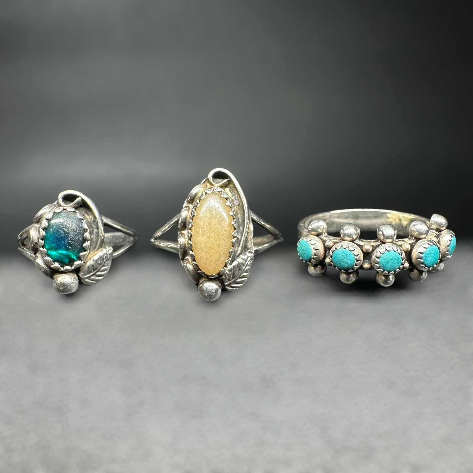 Sz3.5/Sz4.75/Sz6.5/6g Native American Zuni Petit Point Turquoise Ring & Sterling Silver Stone Rings (1 of 15)