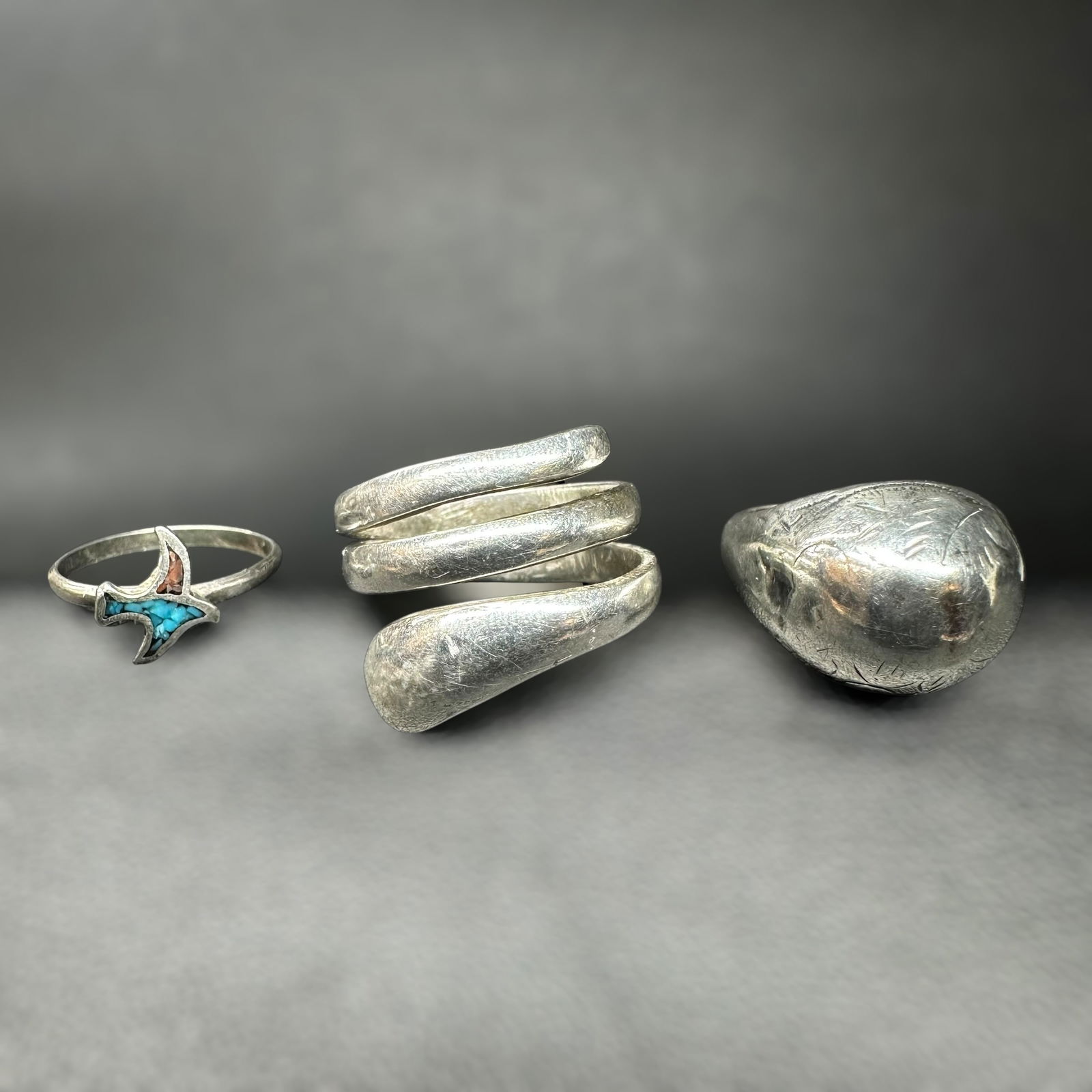 Sz2.5/Sz4/Sz5.75/8g Sterling Silver Bands & Native American Coral Turquoise Chip Inlay Ring Lot (1 of 11)