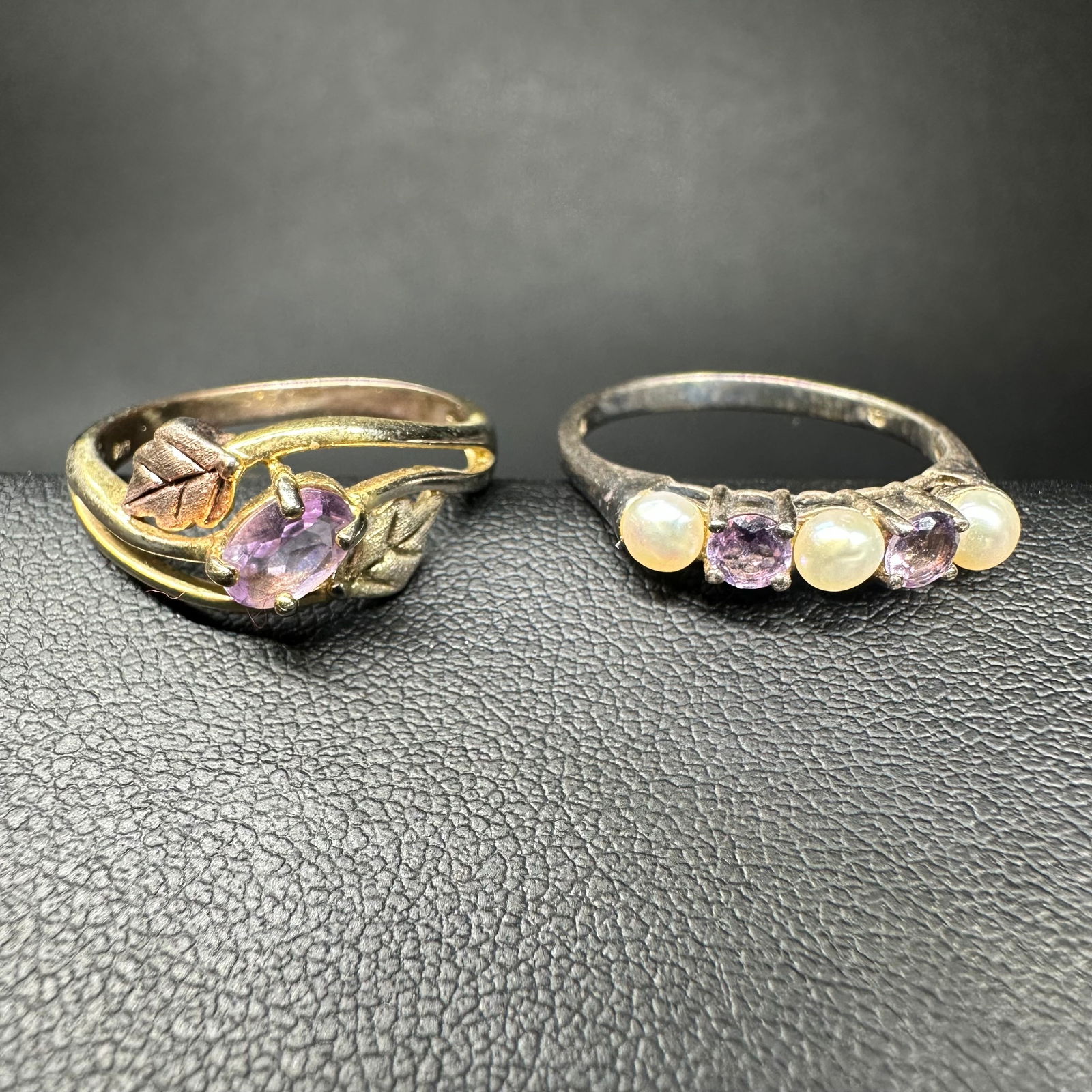 Sz8/5g Gold Tone Sterling Silver Faceted Amethyst & Pearl Ring Lot (1 of 9)