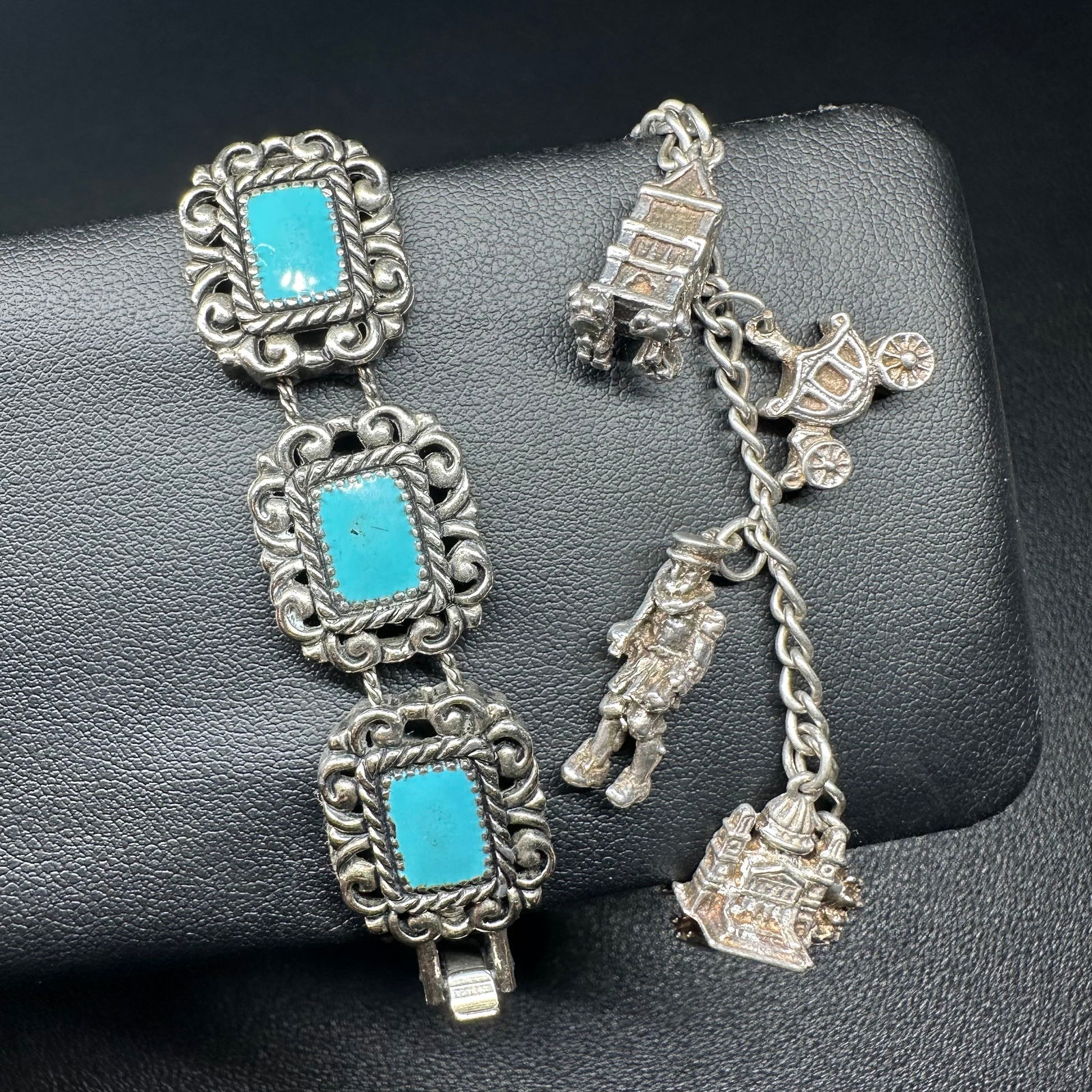 6.5"/7.25"/60g Sterling Silver Turquoise Charm Bracelet Lot: 6.5"/7.25"/60g Sterling Silver Turquoise Brand/Model: Unknown.Manufacturer Location: Not marked.Year Produced: Unknown; likely late 20th century.Condition: Overall good vintage condition with surface