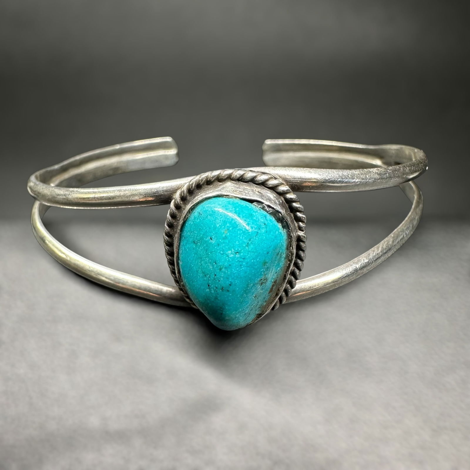5.75"/10g Native American Sterling Silver Turquoise Cuff Bracelet (1 of 8)