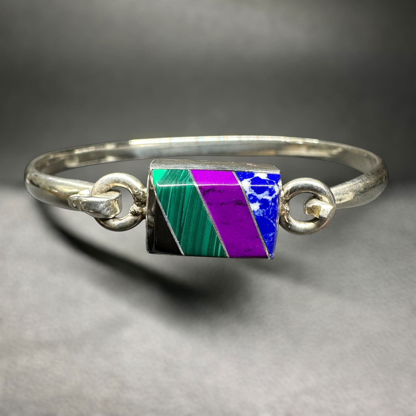 6.5"/15g Mexican Taxco 925 Sterling Silver Multi-Gemstone Inlay Bracelet: 6.5"/15g 6.5"/15g Mexican Taxco 925 Sterling Silver Multi-Gemstone Inlay Bracelet:Brand/Model: Marked TR-71; Taxco Mexico 925 sterling silver..Manufacturer Location: Taxco, Mexico.Year Produced: Unkno