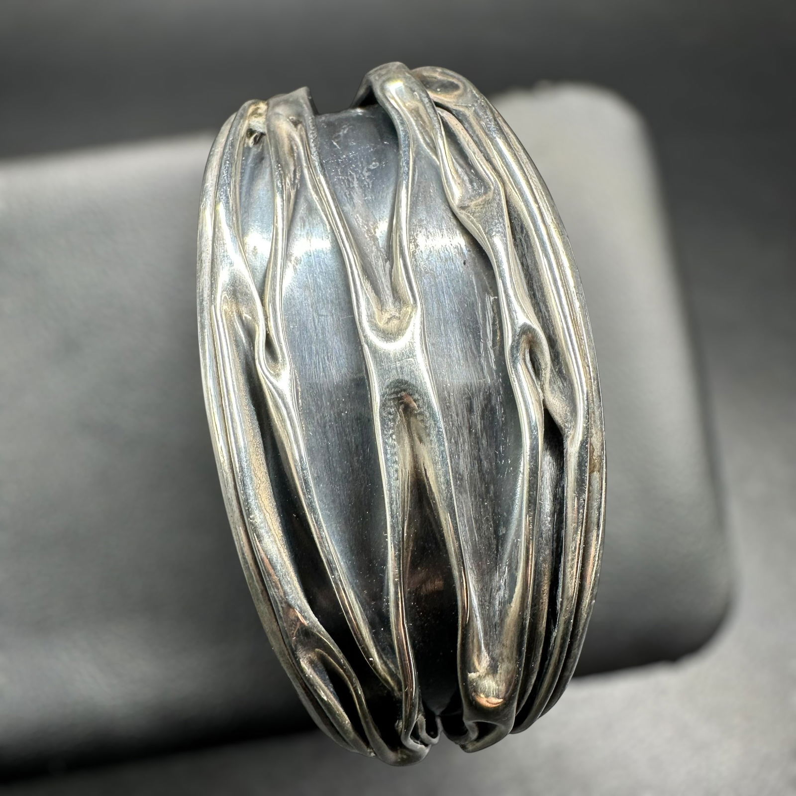 7”/32g Native American 925 Sterling Silver Sculptural Cuff Bracelet (1 of 9)