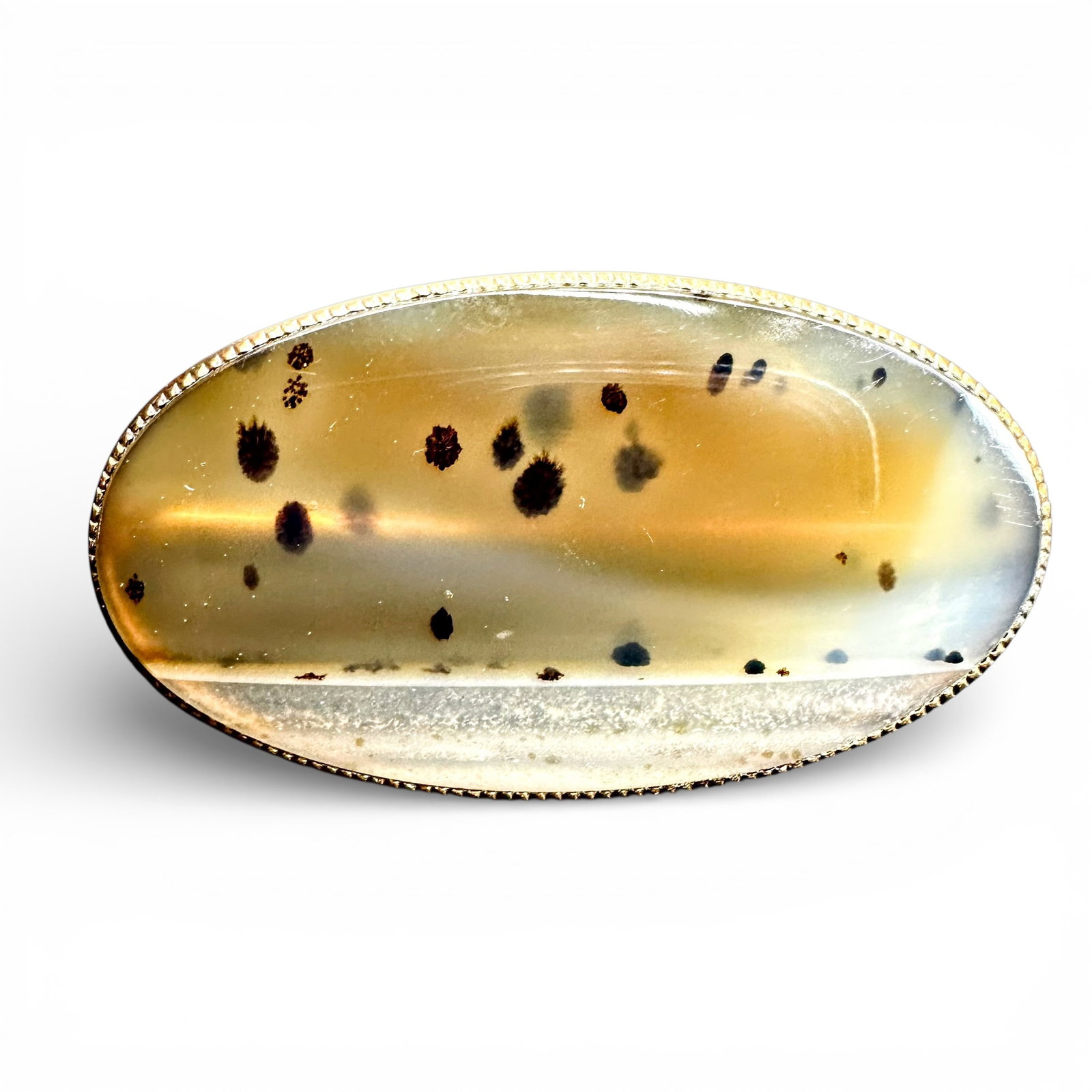 8g Vintage Brass & Montana Dendritic Agate Brooch: 8g Vintage Brass & Montana Dendritic Agate Brooch:Brand/Model: Unknown.Manufacturer Location: Not marked.Year Produced: Unknown; likely mid 20th century.Condition: Overall good vintage condition with
