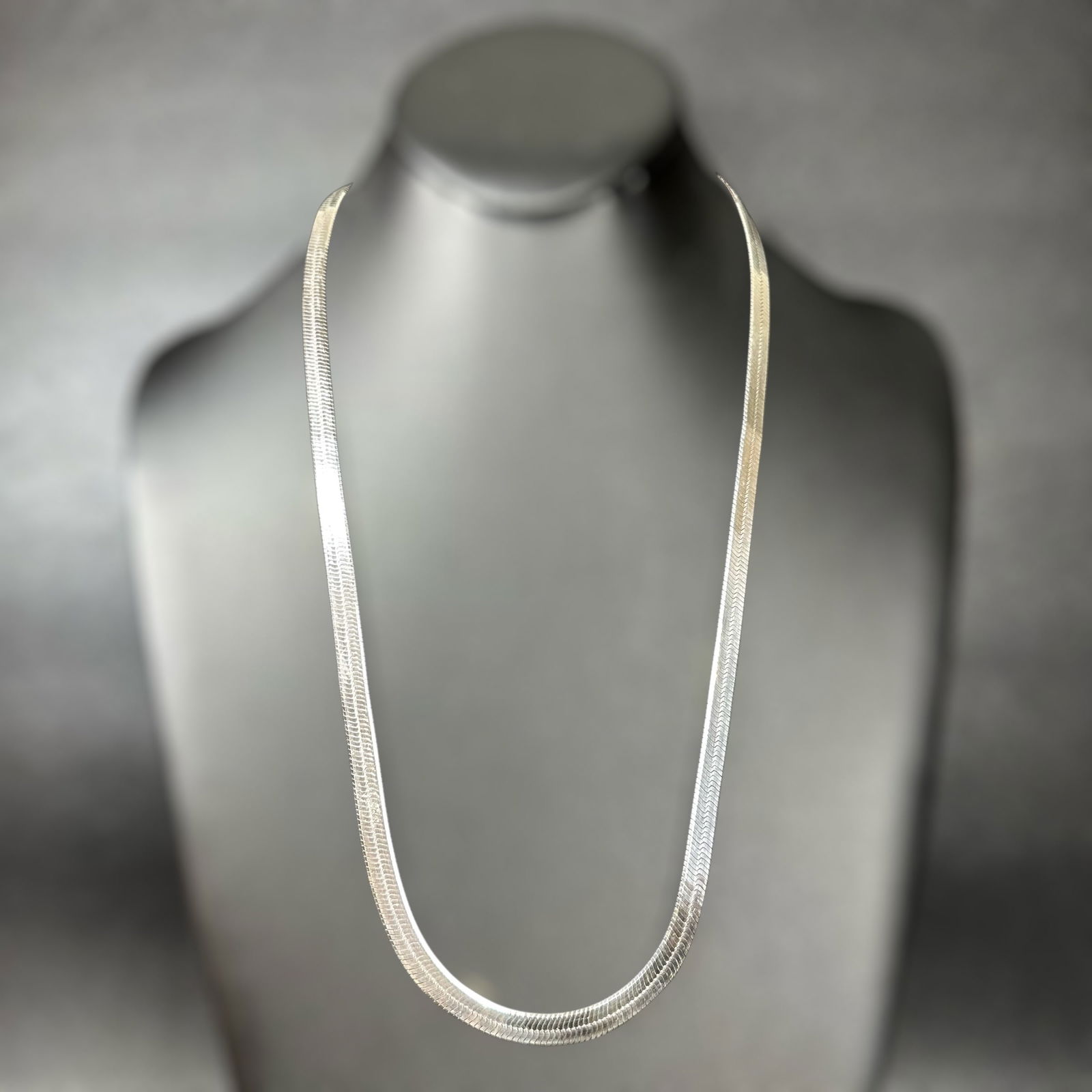 22”/29g Vintage Italian 925 Sterling Silver Herringbone Chain Necklace (1 of 8)