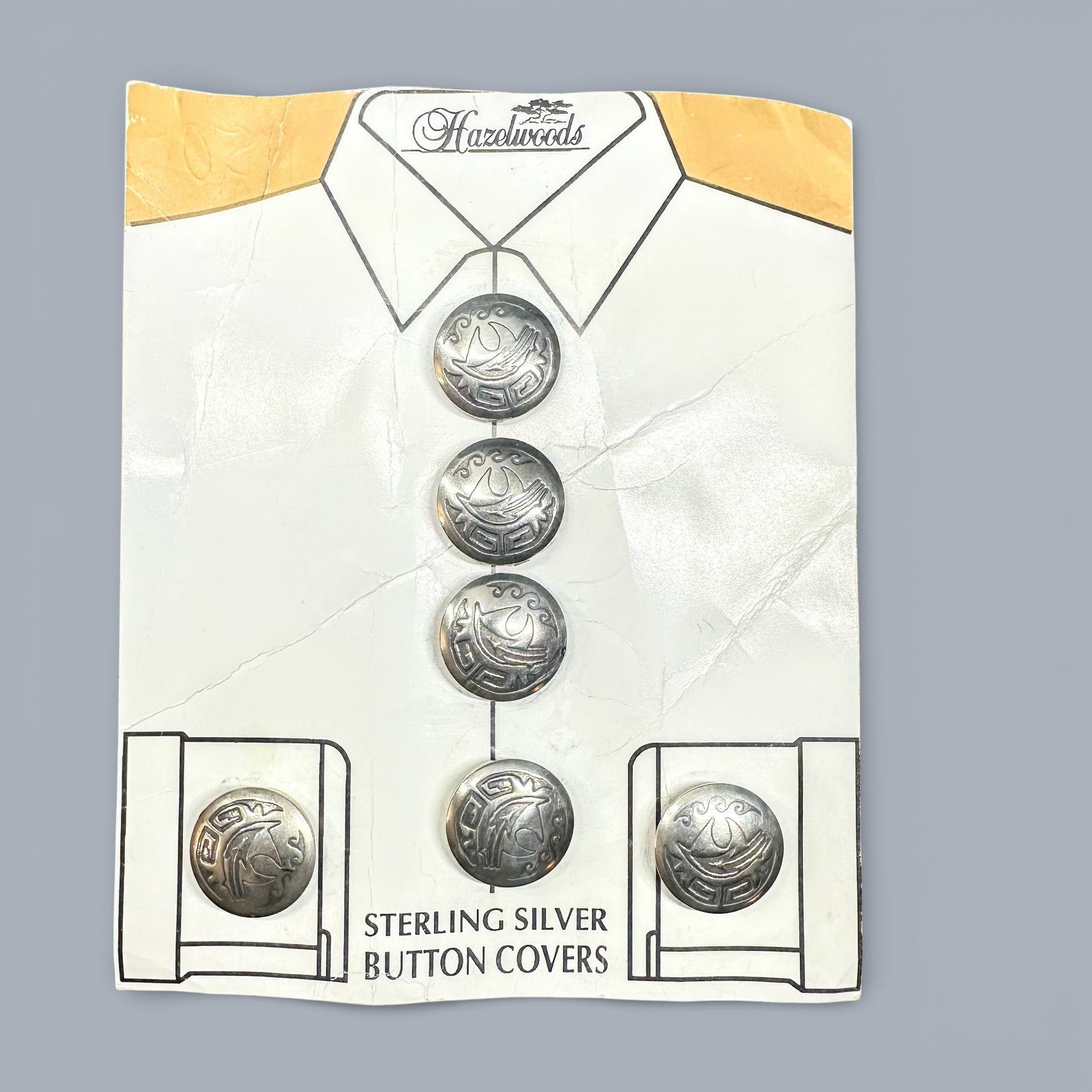 27g Vintage Hazlewoods Sterling Silver Grizzly Bear Motif Button Covers: 27g Vintage Hazlewoods Sterling Silver Grizzly Bear Motif Button CoversBrand/Model: Hazlewoods.Manufacturer Location: Not marked.Year Produced: Unknown.Condition: Good vintage condition with surface w