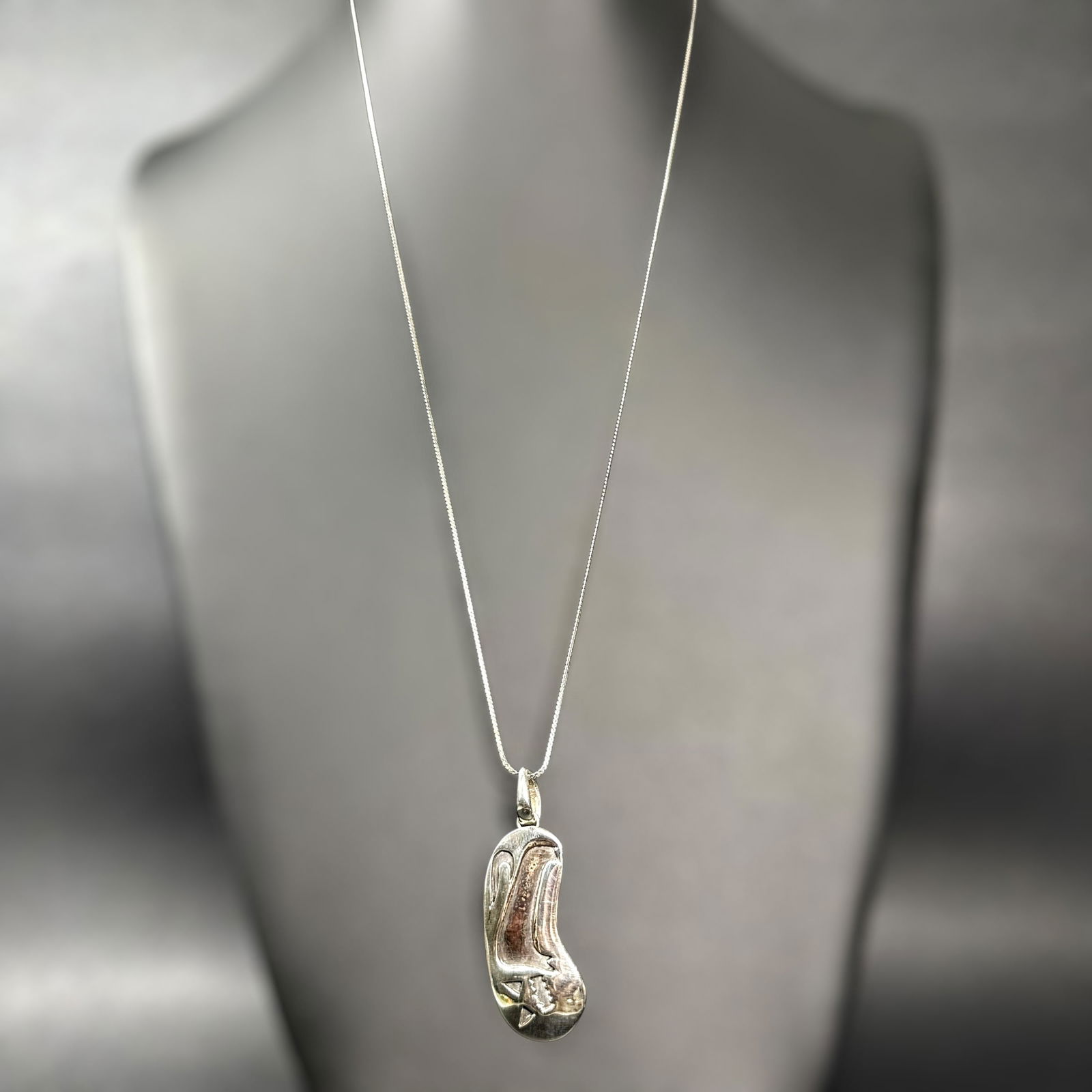 24”/8g Vintage Taxco Mexico 925 Sterling Silver Pendant Necklace: 24”/8g Vintage Taxco Mexico 925 Sterling Silver Pendant Necklace:Brand/Model: Hallmarked; unidentified. Interpreted as "ATC" but, not certain.Manufacturer Location: Stamped; "HECHO EN MEXICO."Ta