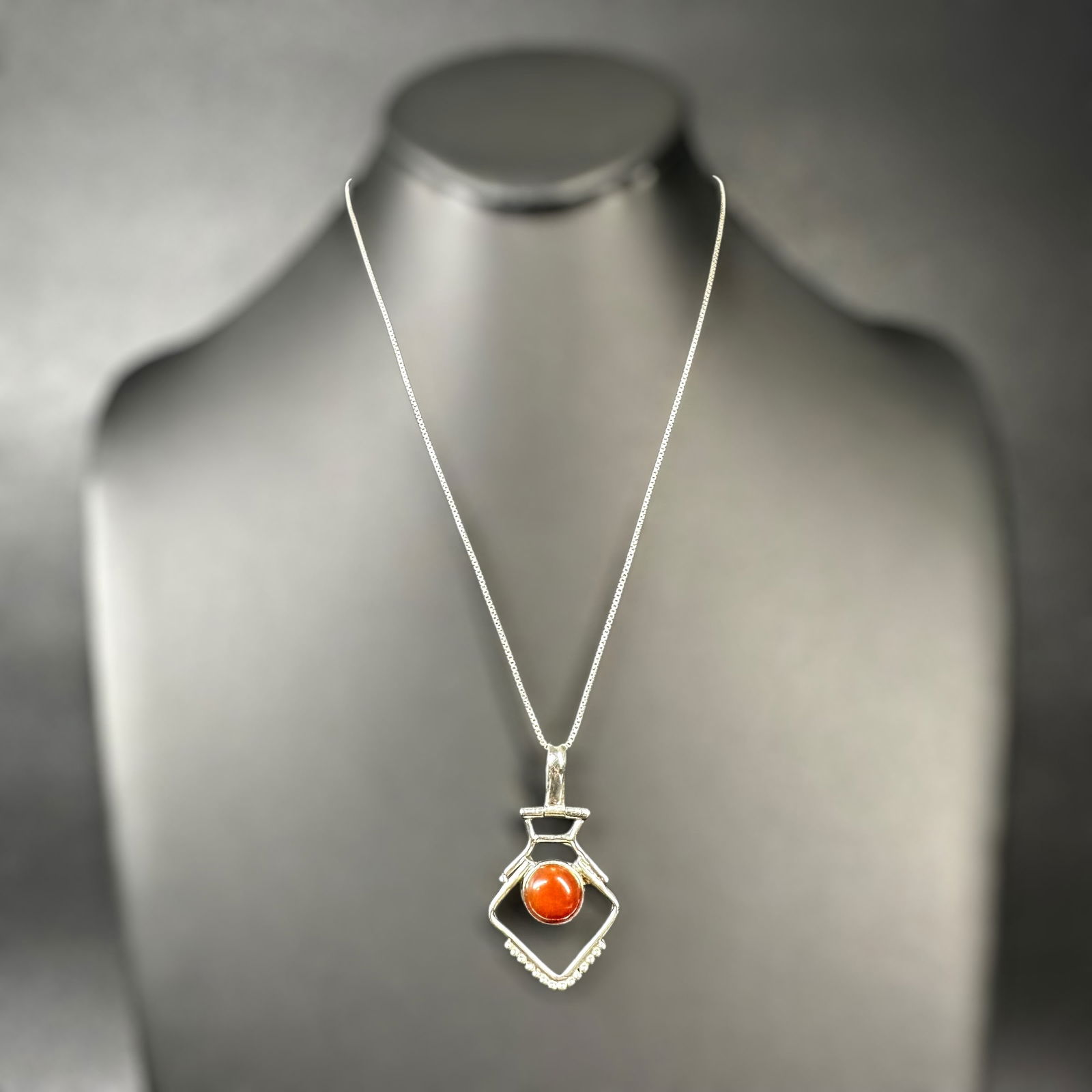 18”/9g 925 Sterling Silver Carnelian Pendant Necklace (1 of 9)