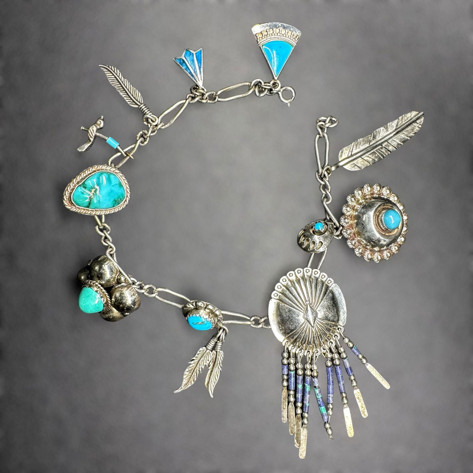 9"/27g Native American 925 Sterling Silver Charm Anklet/Bracelet: 9"/27g Native American 925 Sterling Silver Charm Anklet/Bracelet:Brand/Model: Unmarked artisan; Native American style.Manufacturer Location: Not marked.Year Produced: Unknown.Condition: Good vintage c