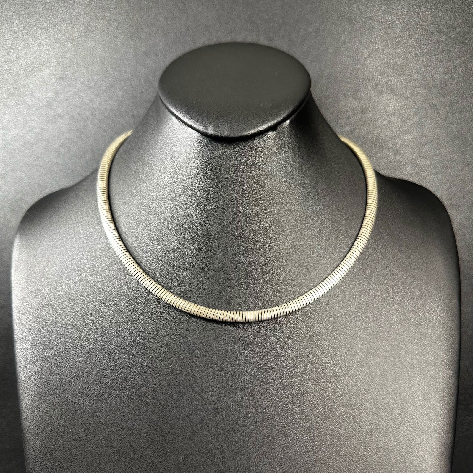 13" Vintage Italian 925 Sterling Silver Flat Omega Choker Necklace (1 of 7)