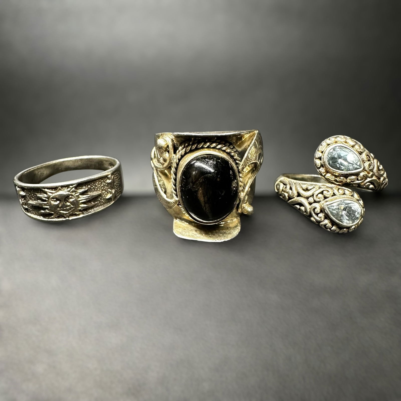 Sz7.5/Sz7.5/Sz8/15g Sterling Silver Gunmetal Cat's Eye & Aquamarine Ring Lot (1 of 14)