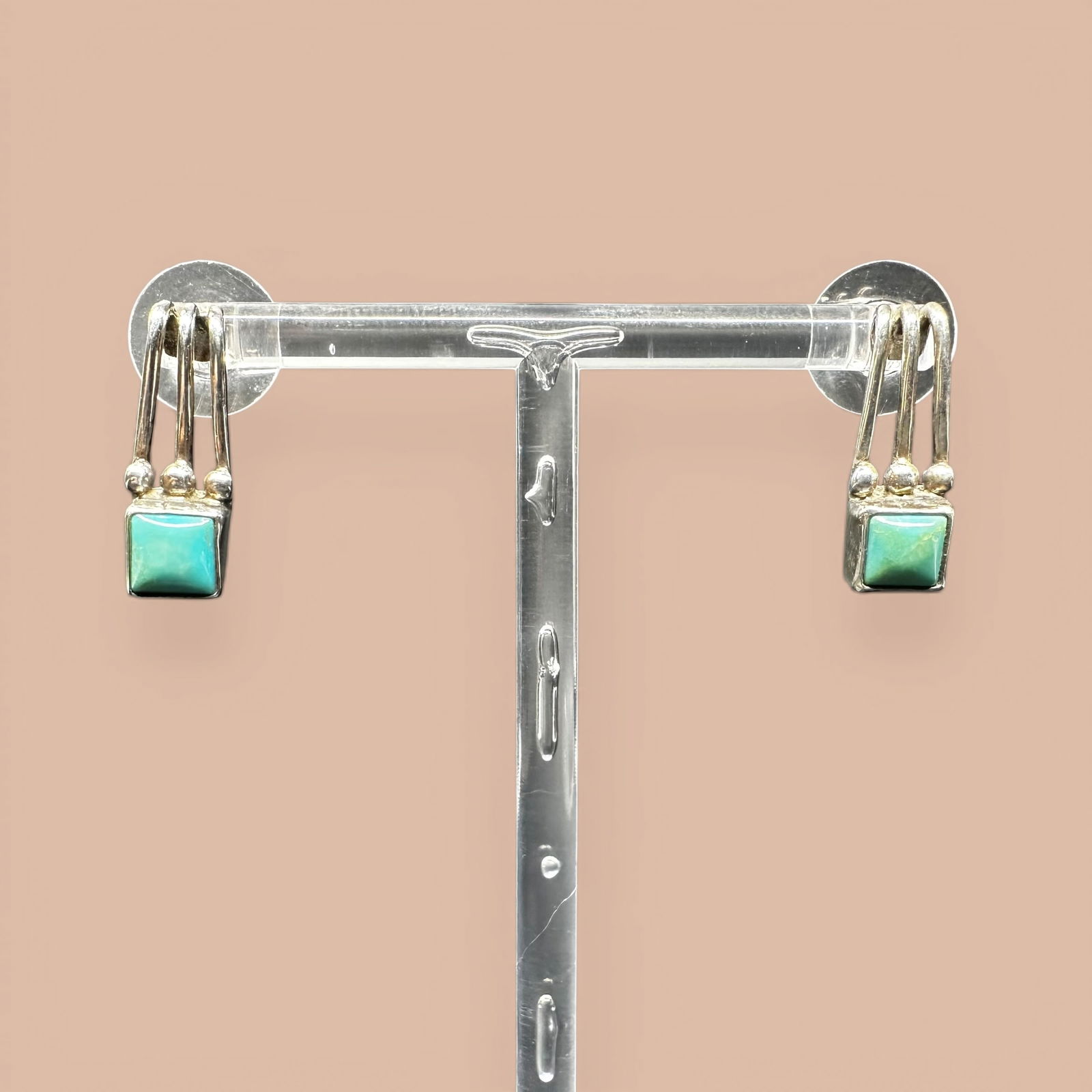 7g Native American Sterling Silver Turquoise Earrings: 7g Native American Sterling Silver Turquoise Earrings:Brand/Model: Hallmark; unidentified.Manufacturer Location: Year Produced: Unknown.Condition: Overall good condition with light surface wear and mi