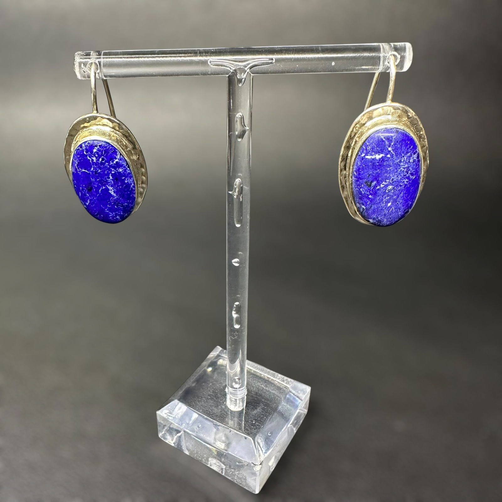 14g Athra Trading Inc. Taxco Mexico 925 Sterling Silver Lapis Lazuli Earrings: 14g Athra Trading Inc. Taxco Mexico 925 Sterling Silver Lapis Lazuli Earrings:Brand/Model: Hallmark; "ATI;" Athra Trading Inc. Manufacturer Location: Taxco, Mexico.Year Produced: Unknown.Condition: Ov