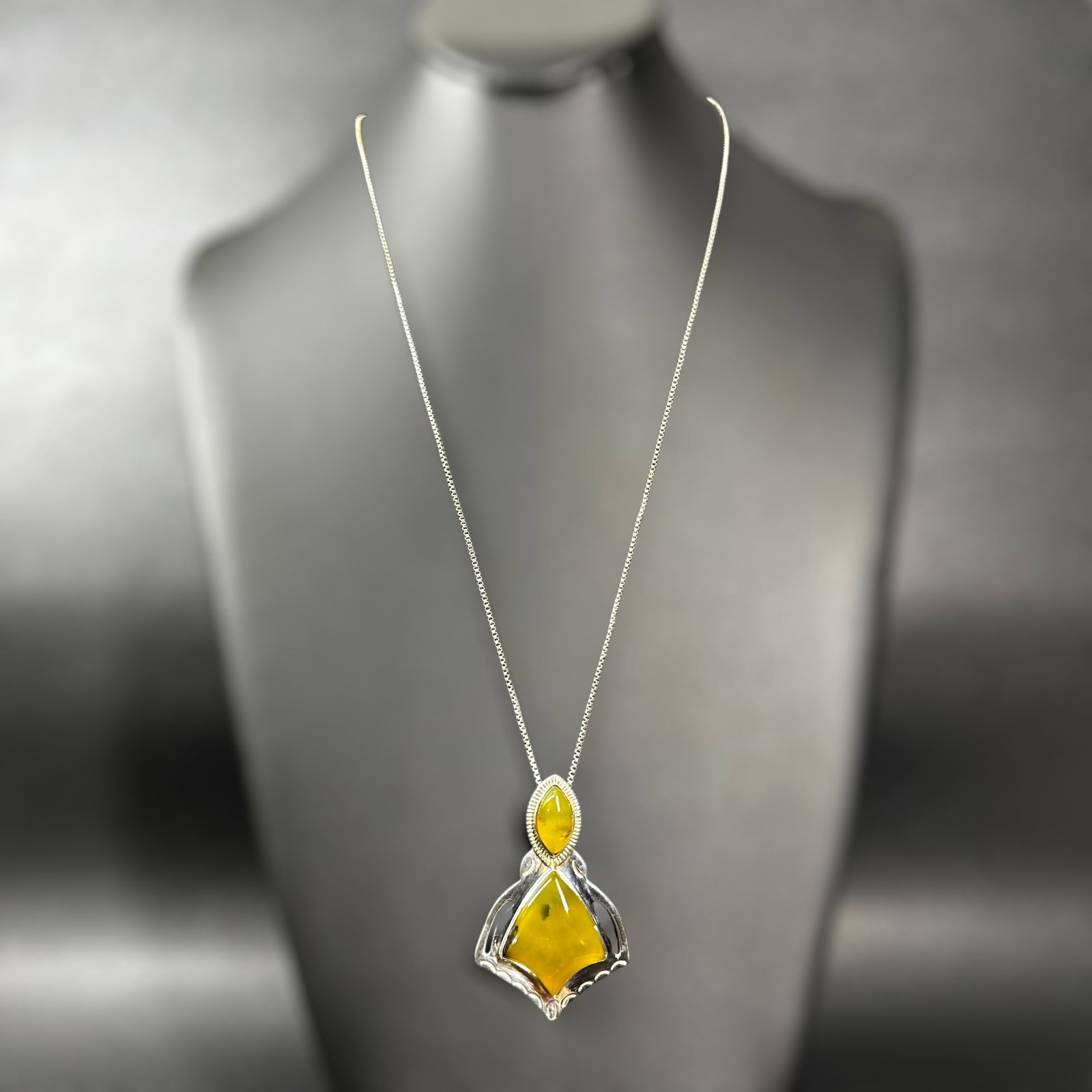 23”/18g Vintage Sterling Silver Amber Pendant Necklace (1 of 11)