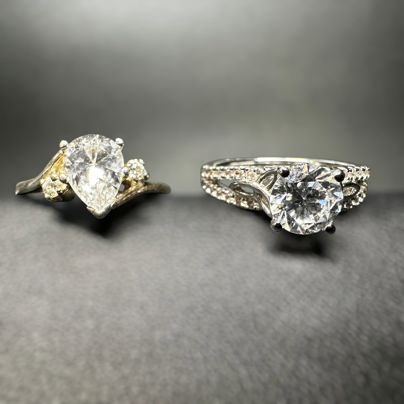 Sz6.5/Sz8/5g 925 Sterling Silver Cubic Zirconia Ring Lot: Sz6.5/Sz8/5g 925 Sterling Silver Cubic Zirconia Ring Lot:Brand/Model: Unknown.Manufacturer Location: Not marked.Year Produced: Unknown.Condition: Overall good pre-owned condition with light surface we