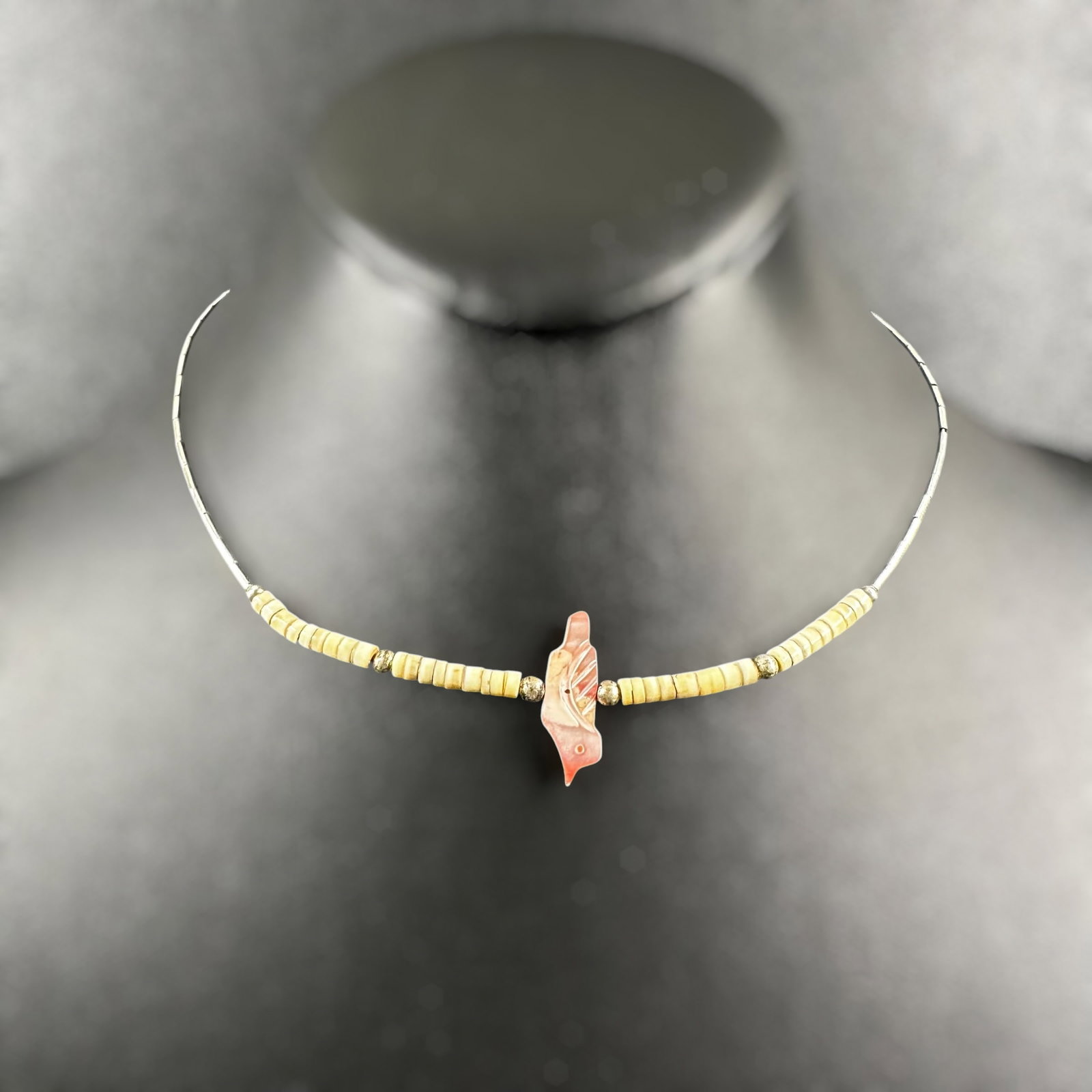 12”/3g Native American Sterling Silver Mother of Pearl Fetish Bird Beaded Necklace (1 of 7)