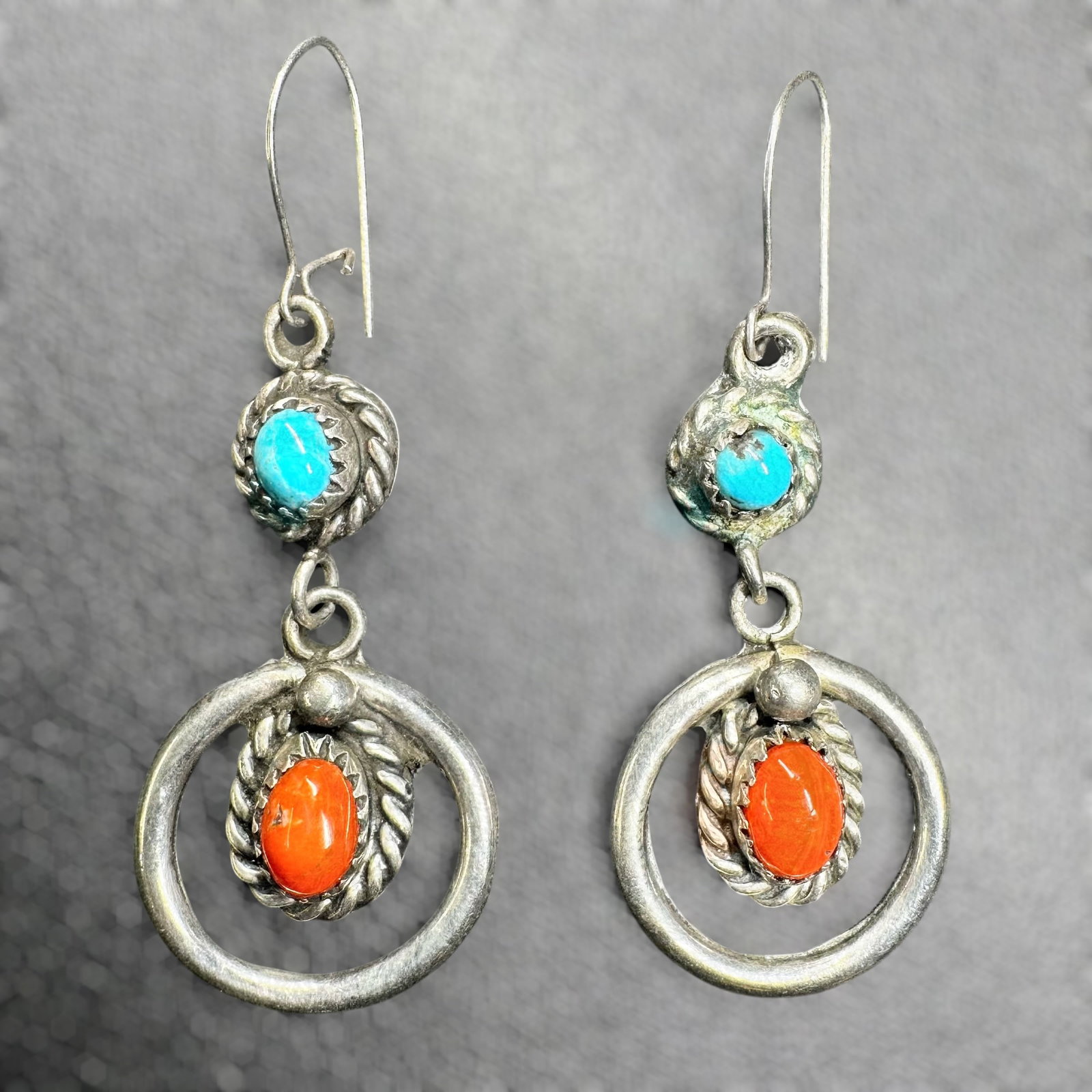 7g Sterling Silver Sleeping Beauty Turquoise Coral Earrings: 7g Sterling Silver Sleeping Beauty Turquoise Coral Earrings:Brand/Model: No hallmark.Manufacturer Location: Not marked.Year Produced: Unknown.Condition: Good condition with surface wear, patina, and m
