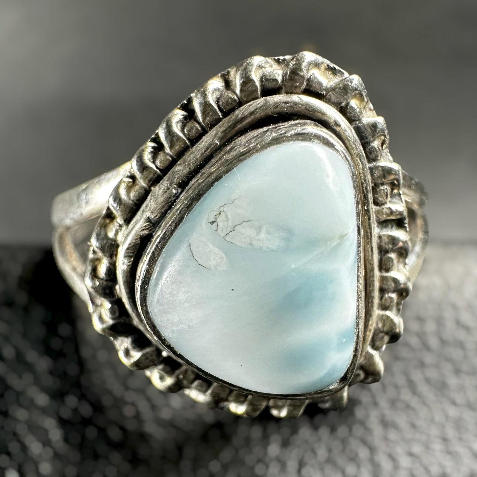 Sz8.75/4g Native American Sterling Silver Larimar Ring (1 of 8)