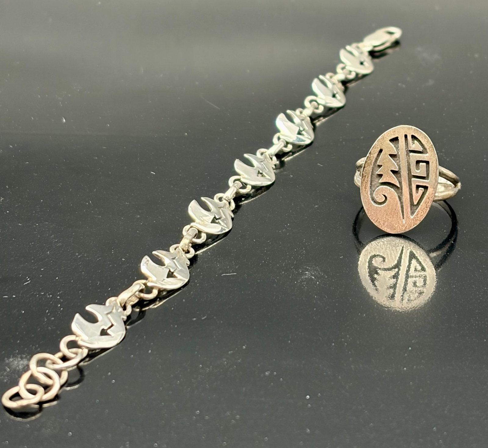 Vintage Sterling Silver Bird-Link Bracelet & Tribal Motif Ring – Southwestern Style Set (1 of 10)