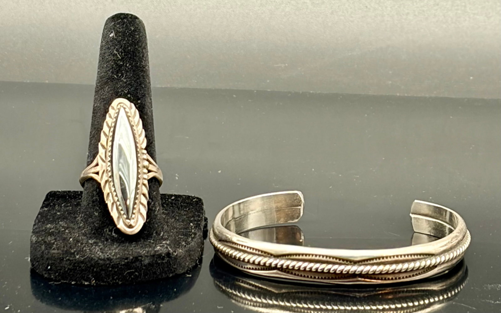 Vintage Sterling Silver Navajo-Style Ring & Rope-Edge Cuff Bracelet Set (1 of 11)