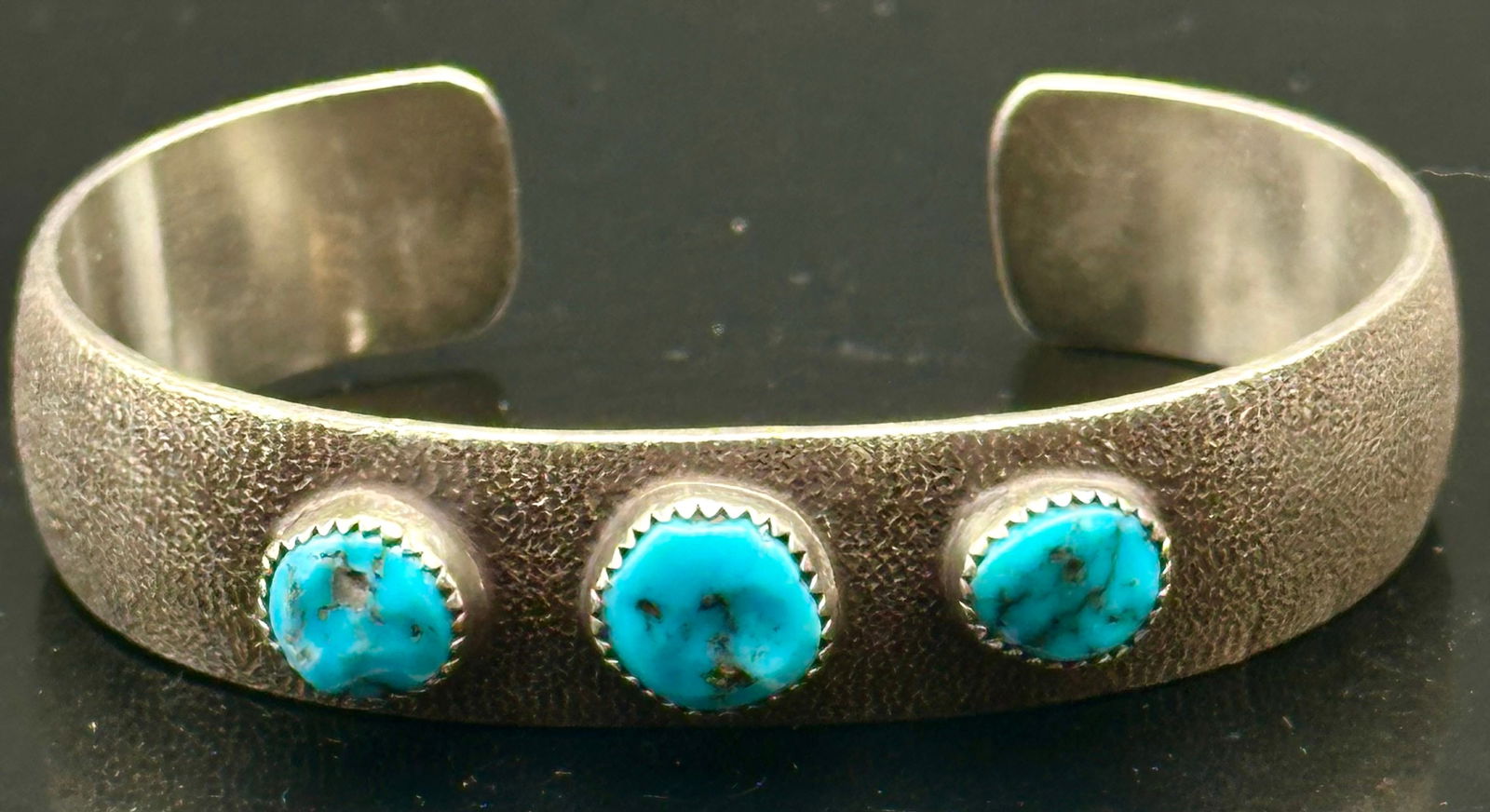 Vintage Navajo Sterling Silver Triple Turquoise Cuff Bracelet – 43g (1 of 9)