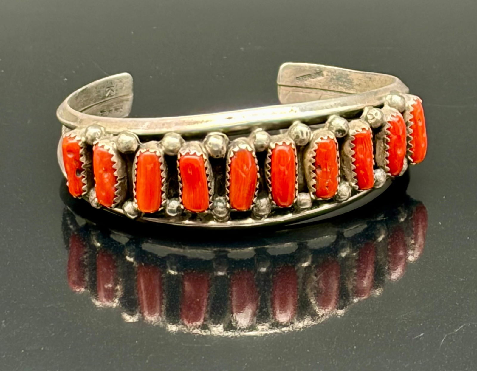 Vintage Sterling Silver Coral Cuff Bracelet – Multi-Stone Southwestern Design (1 of 5)