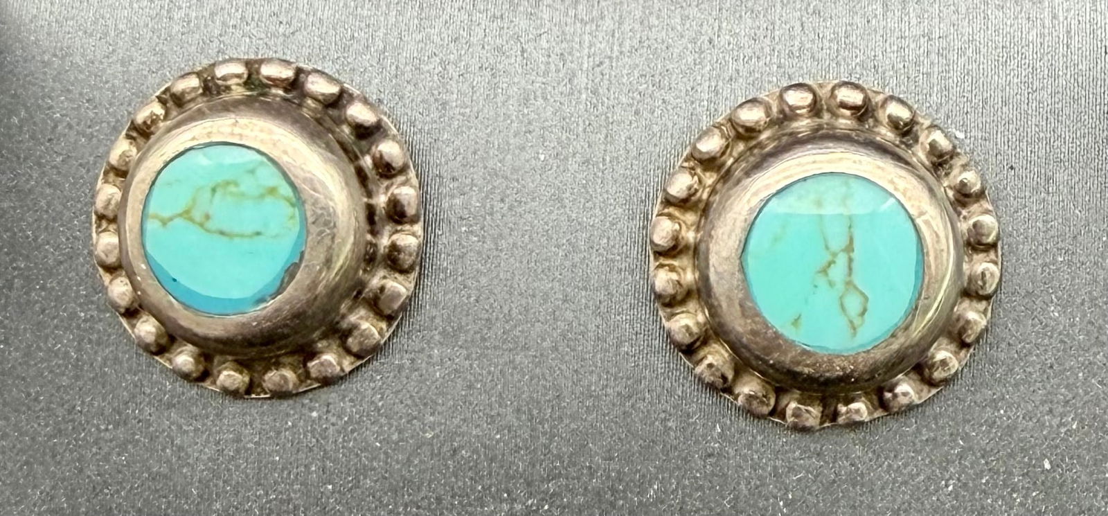 Vintage Sterling Silver Turquoise Stud Earrings – Southwestern Beaded Halo Design (1 of 5)