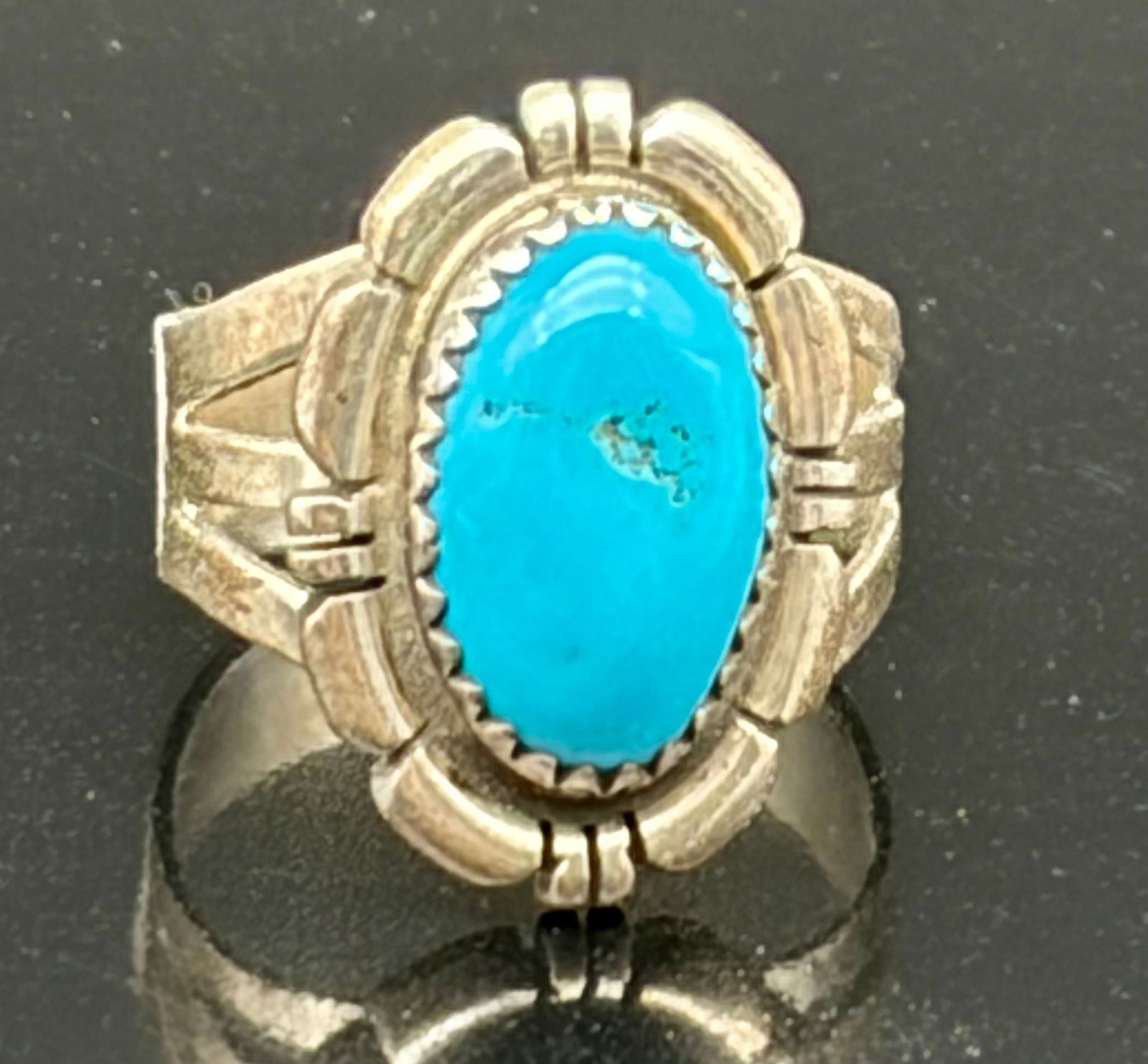 Vintage Southwestern Sterling Silver Turquoise Ring – Sculptural Bezel Setting (1 of 5)
