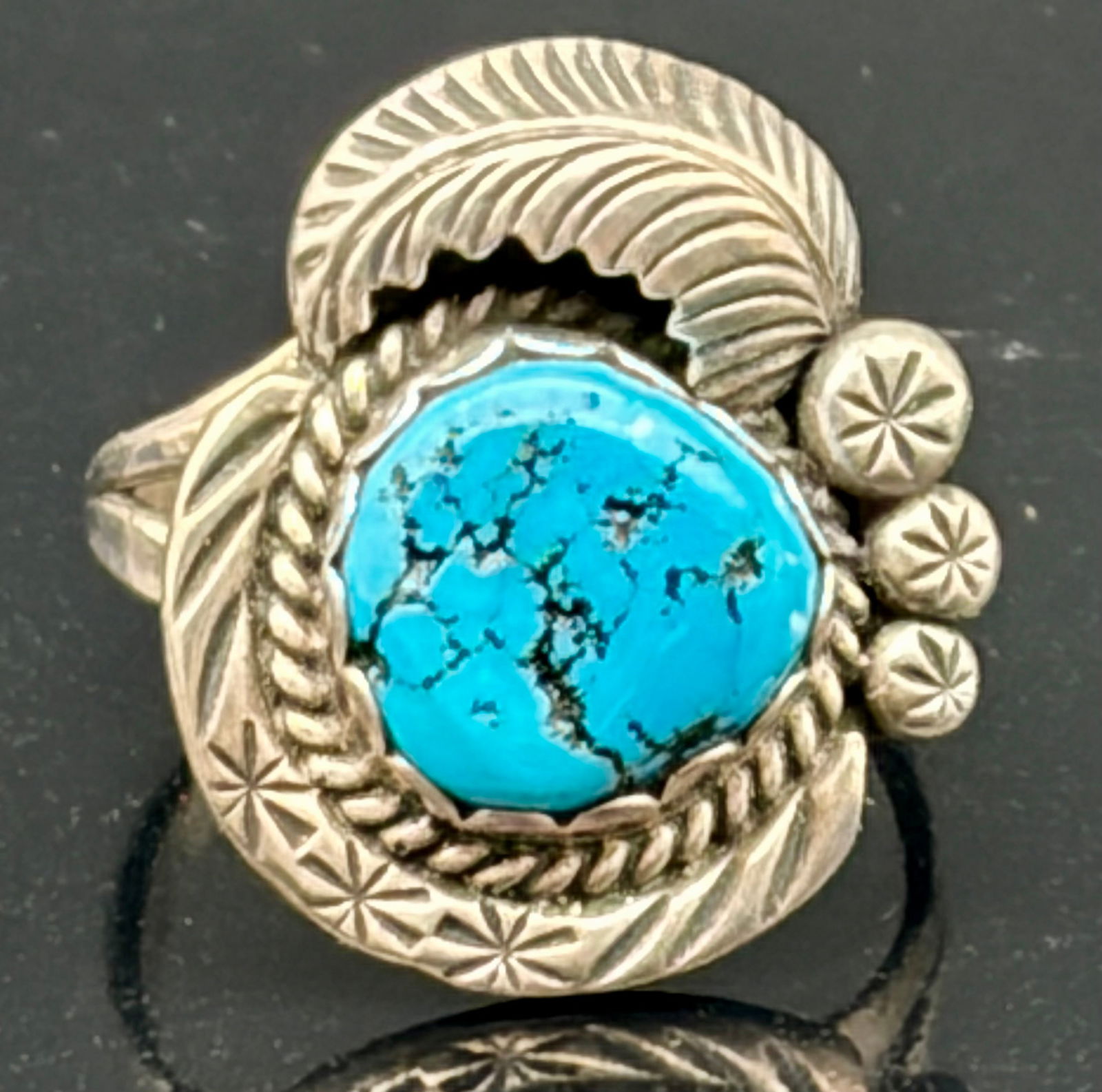 Vintage Southwestern Sterling Silver Turquoise Ring with Feather & Stamp Work – Bold Statement (1 of 6)