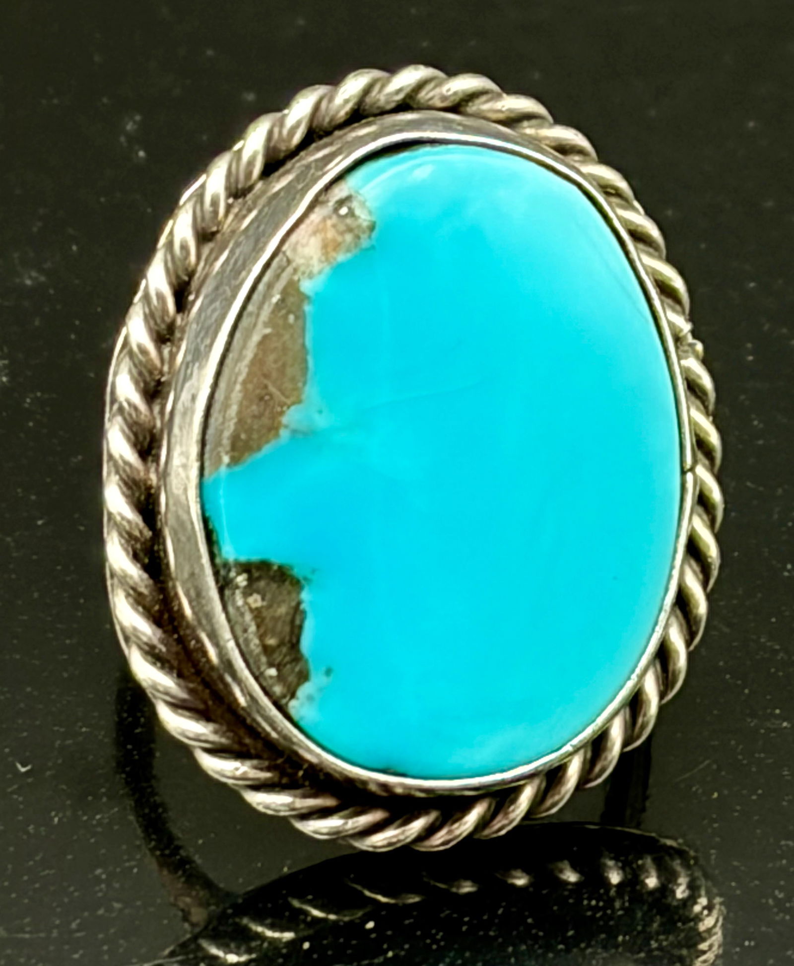 Vintage Southwestern Sterling Silver Turquoise Ring – Large Oval Cabochon with Rope Border (1 of 5)