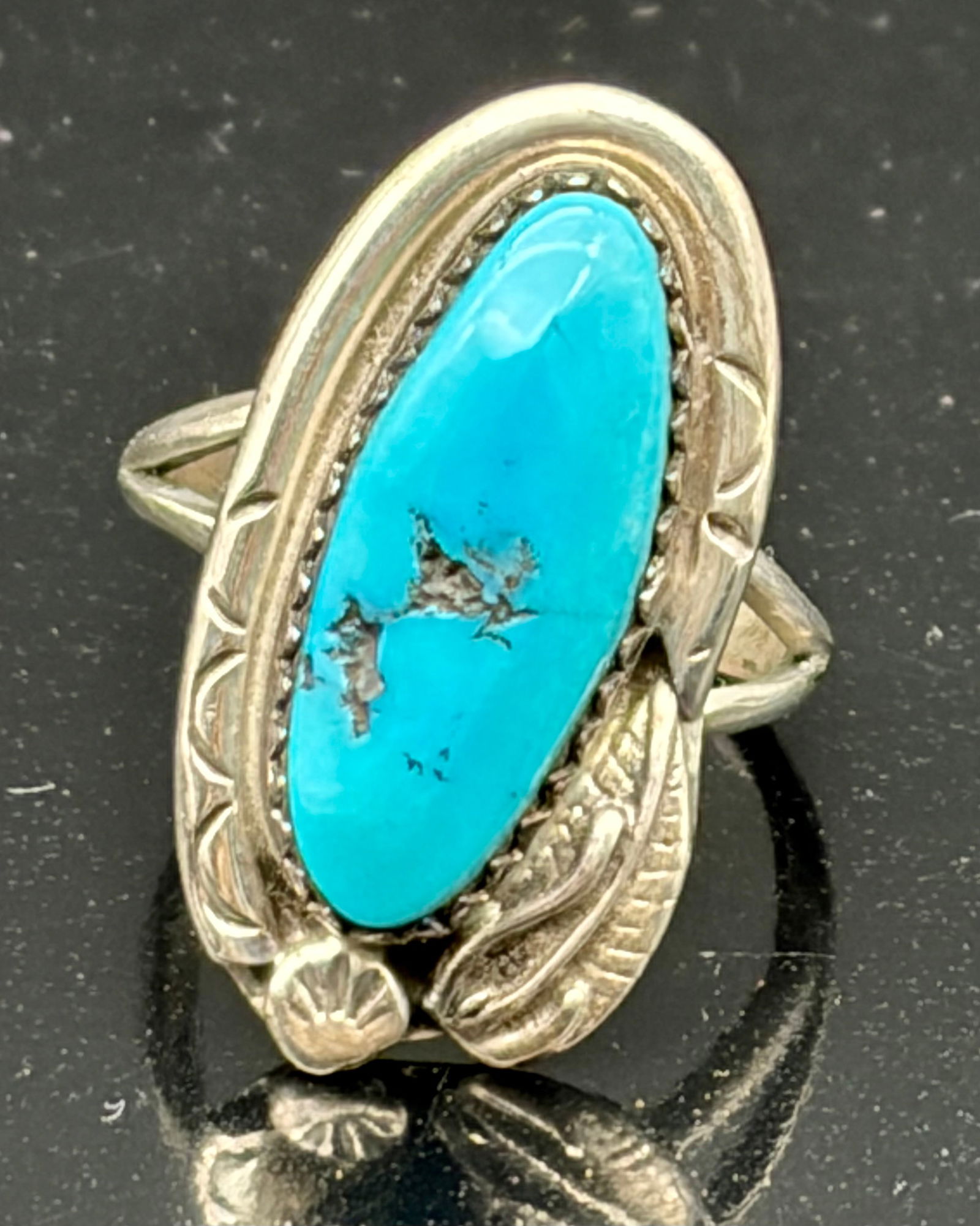 Vintage Southwestern Sterling Silver Turquoise Ring – Marquise Cabochon with Sculpted Silver (1 of 5)