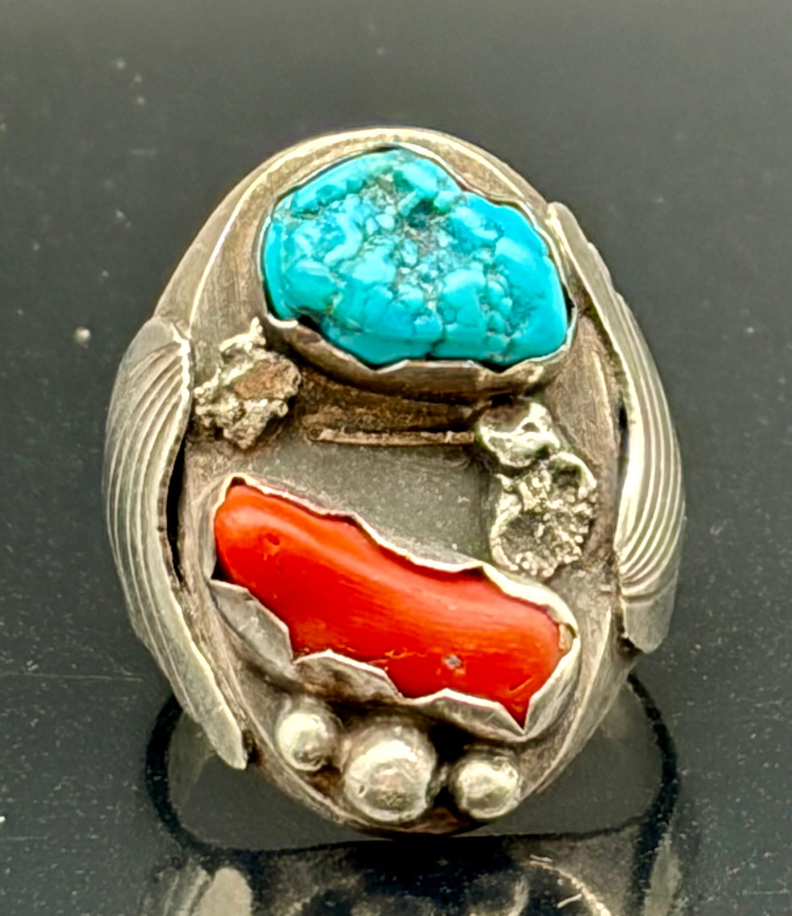 Vintage Sterling Silver Turquoise & Coral Abstract Southwestern Ring (1 of 5)