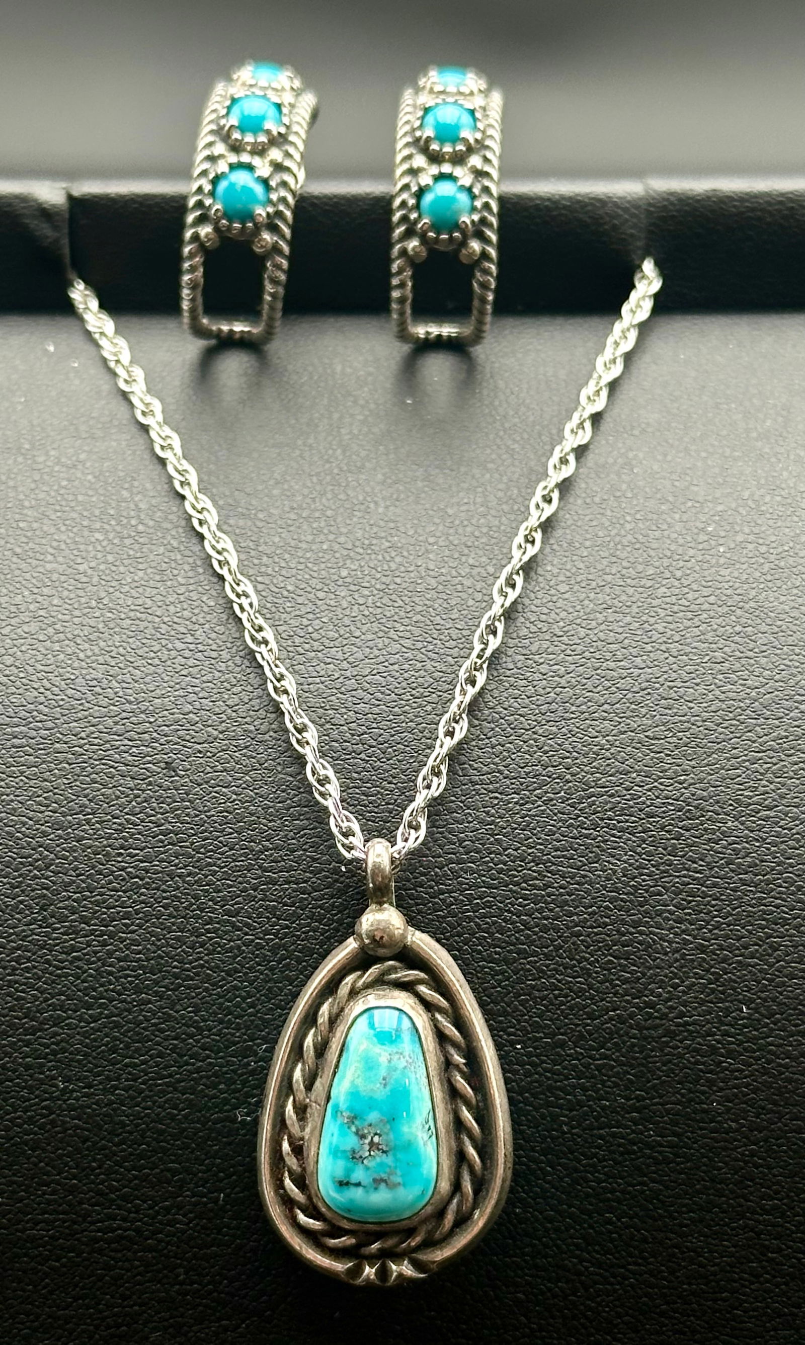 Vintage Sterling Silver Turquoise Pendant Necklace & Earrings. 16g (1 of 12)