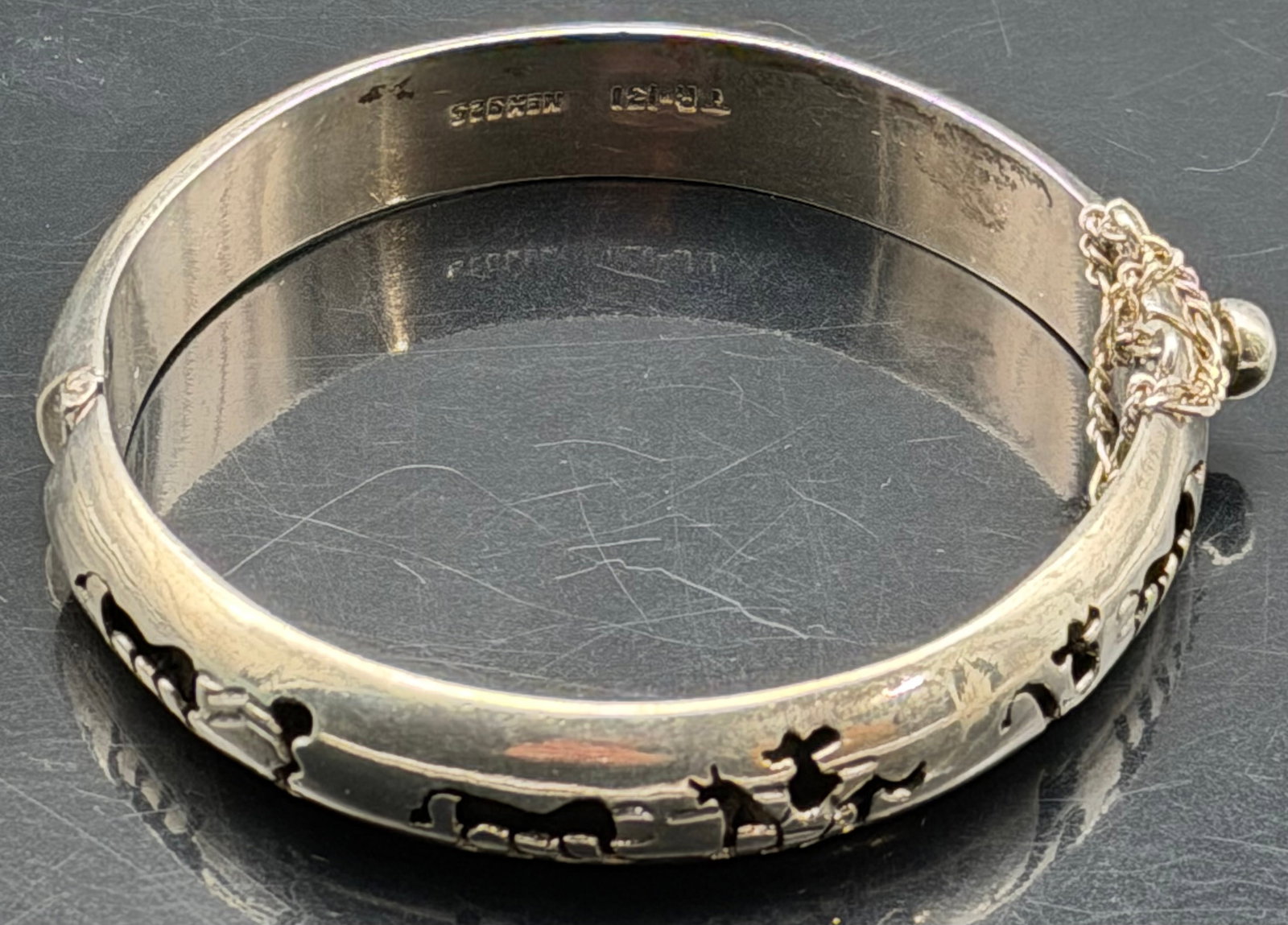 Vintage Mexican Sterling Silver Dog Motif Cuff Bracelet & Earrings ,31g: Vintage sterling silver jewelry set featuring a hinged cuff bracelet and matching drop earrings with a stylized dog/wolf design.Marked STERLING, MEX 925, and TR 131.Solid silver construction with hand