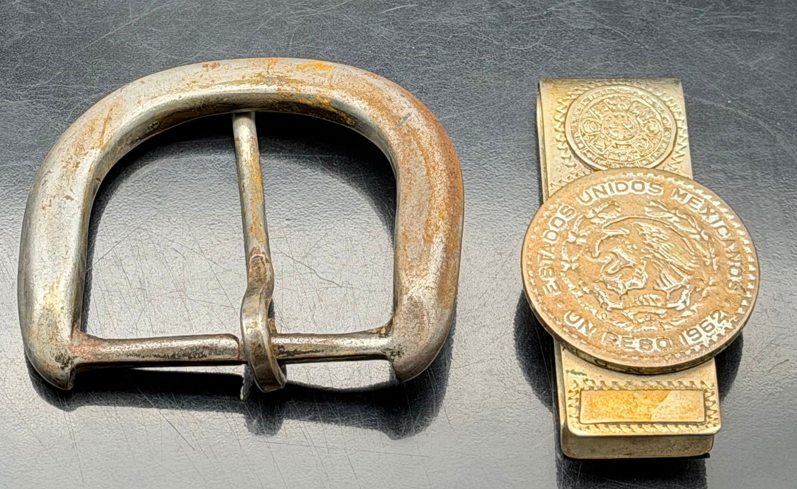 Vintage Mexican Alpaca Silver Belt Buckle & Peso Money Clip – 98g (1 of 6)