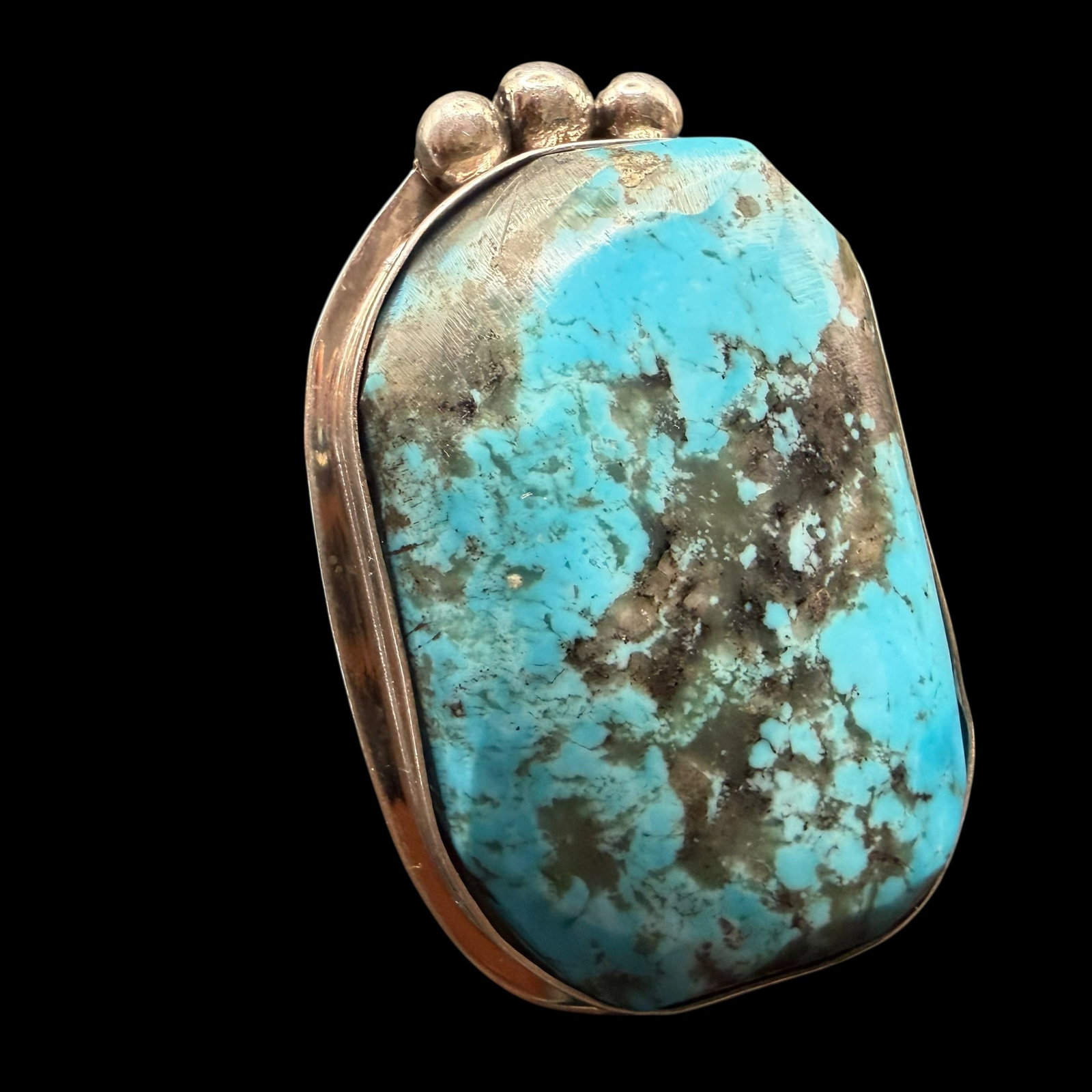 Sterling Silver Turquoise Native American Old Pawn Ring Sz 9.5 31.41g 925: Maker: Unmarked, Old Pawn. / Material: Sterling Silver. / Stone: Turquoise. / Size: 9.5. Face measures 2” x 1 3/8”. / Weight: 31.41 grams. / Condition: Beautiful ring ready to be worn and