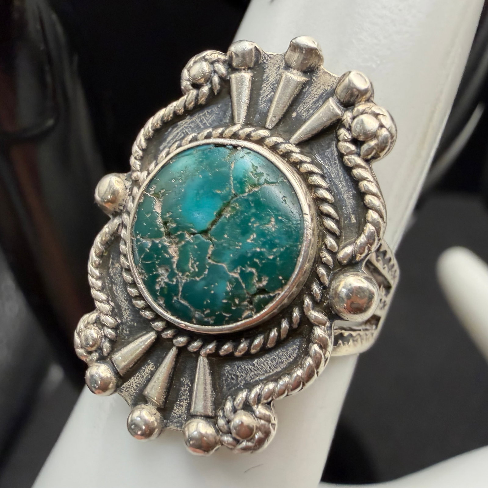Old Pawn Native American Sterling Silver Turquoise Ring Sz 5.5 5.86g 925: Maker: Unmarked, possibly Old Pawn. / Material: Sterling Silver. / Stone: Turquoise. / Size: 5.5. Face measures 15/16” x 3/4”. / Weight: 5.86 grams./ Condition: Excellent and ready to be w