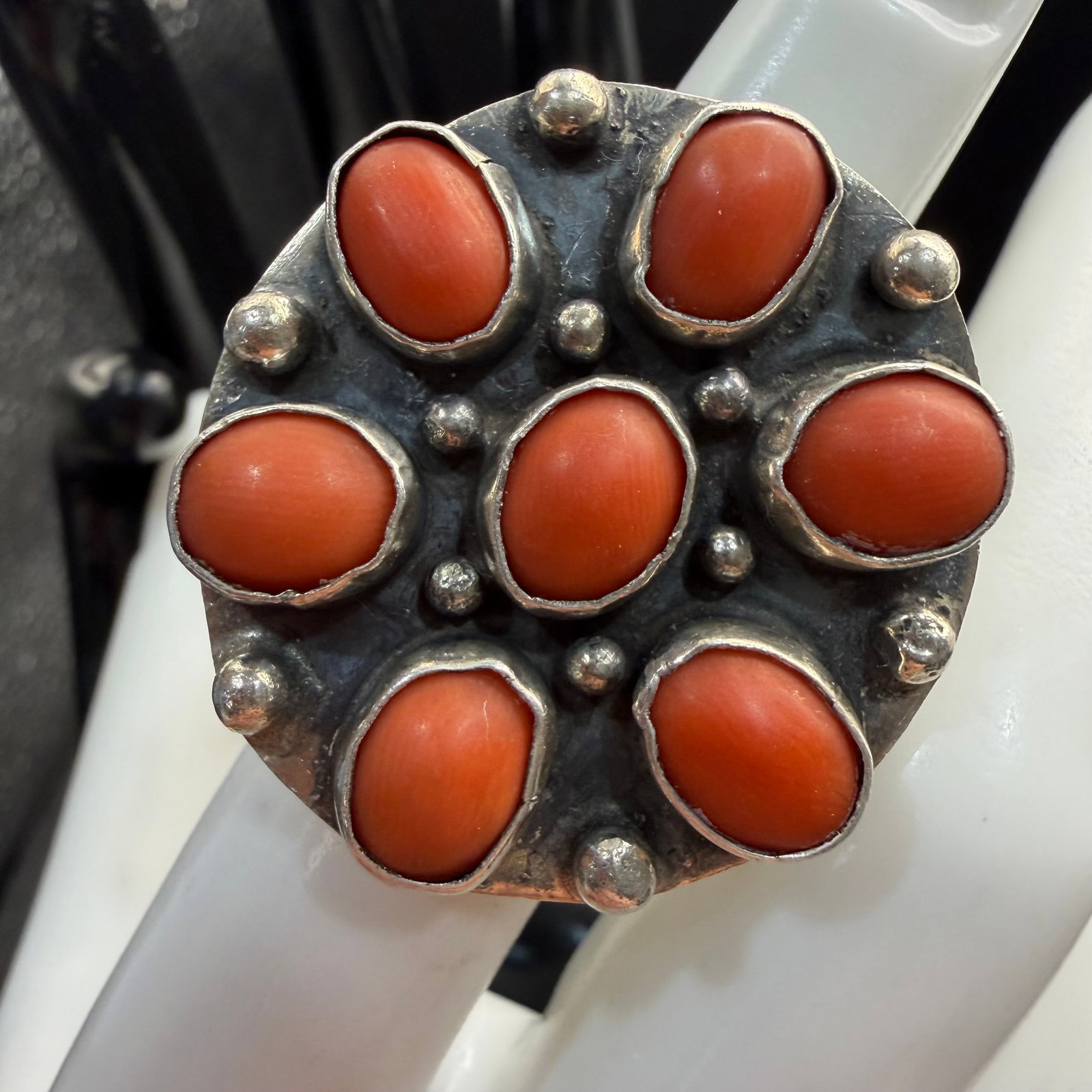 Sterling Silver Coral Native American Ring Old Pawn Sz 5 11.73g 925 (1 of 10)