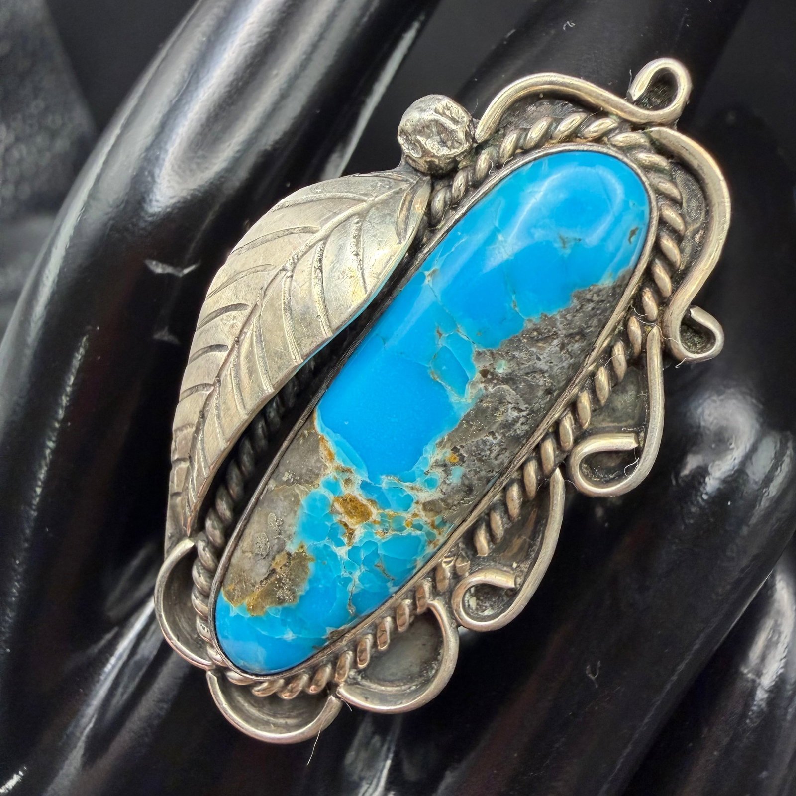 Native American Sterling Silver Turquoise Ring Old Pawn Sz 6.75 10.49g 925: Maker: Unmarked Old Pawn. / Material: Sterling Silver. / Stone: Turquoise. / Size: 6.75. Face measures 1 5/8” x 1”. / Weight: 10.49 grams. / Condition: Excellent and ready to be worn and e