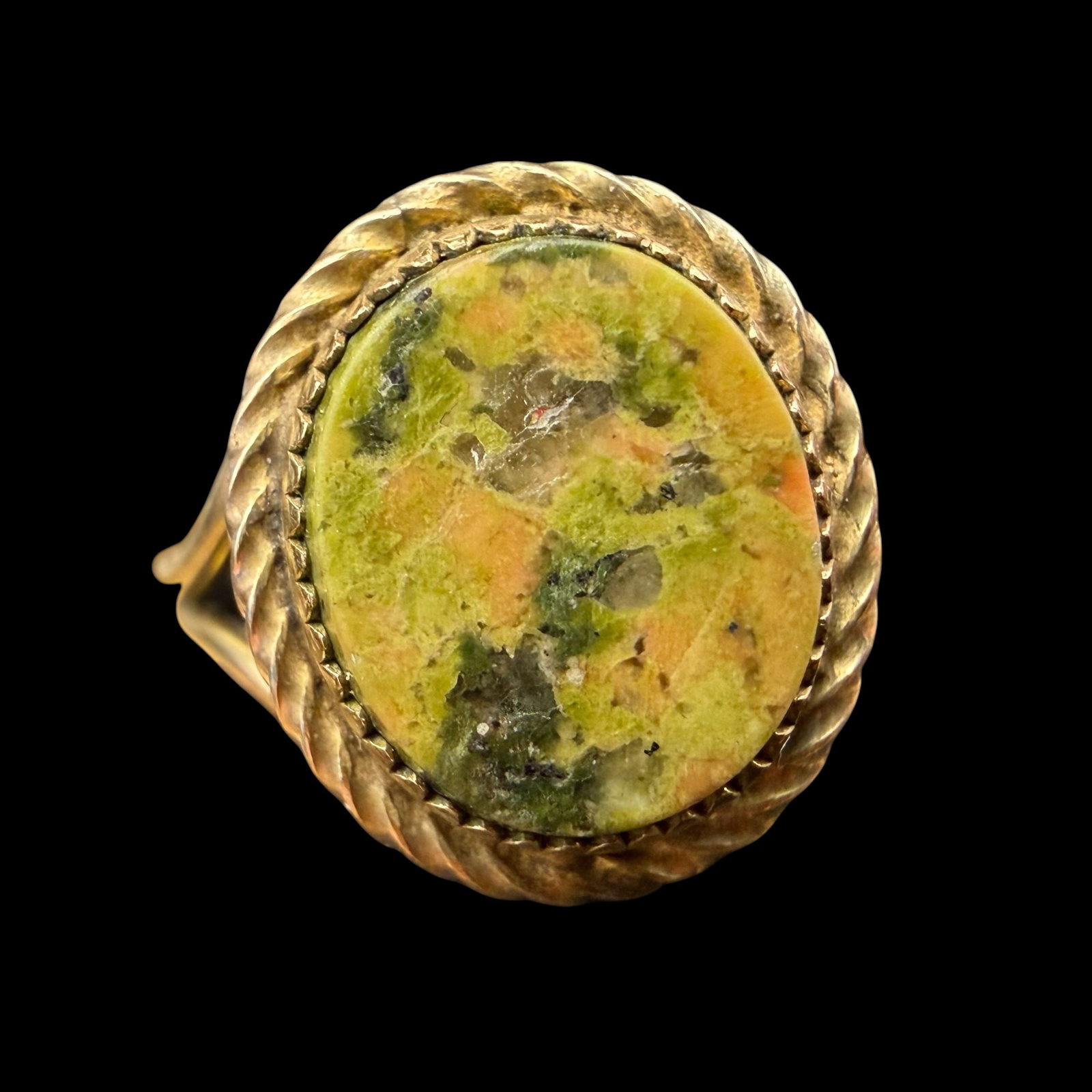 Burt Cassell 12k Gold Filled GF Unakite Ring Sz 6.25 3.31g: Maker: Burt Cassell. / Material: 12 karat gold filled. / Stone: Unakite. / Size: 6.25, adjustable to make slightly larger. Face measure .61” x .53”. / Weight: 3.31 grams. / Condition: Exce