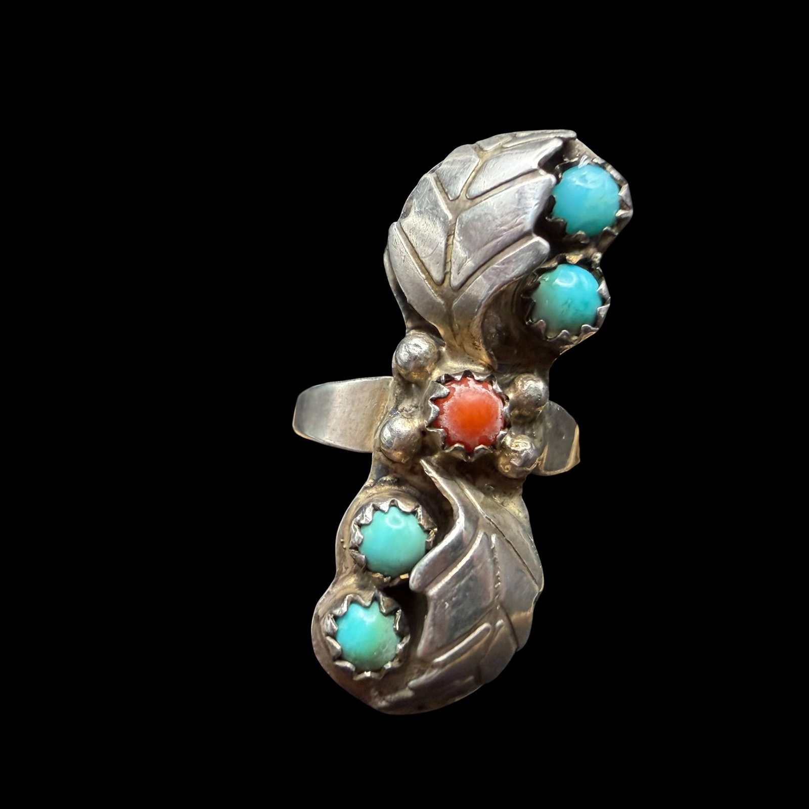 Native American Sterling Silver Turquoise Coral Ring Signed Z N Sz 5.25 6.42g 925: Maker: Marked as shown, Z or N. Unknown mark. / Material: Sterling Silver. / Stone: Turquoise and Coral. / Size: 5.25. Face measures 1.2” x .44”. / Weight: 4.00 grams. / Condition: Excelle
