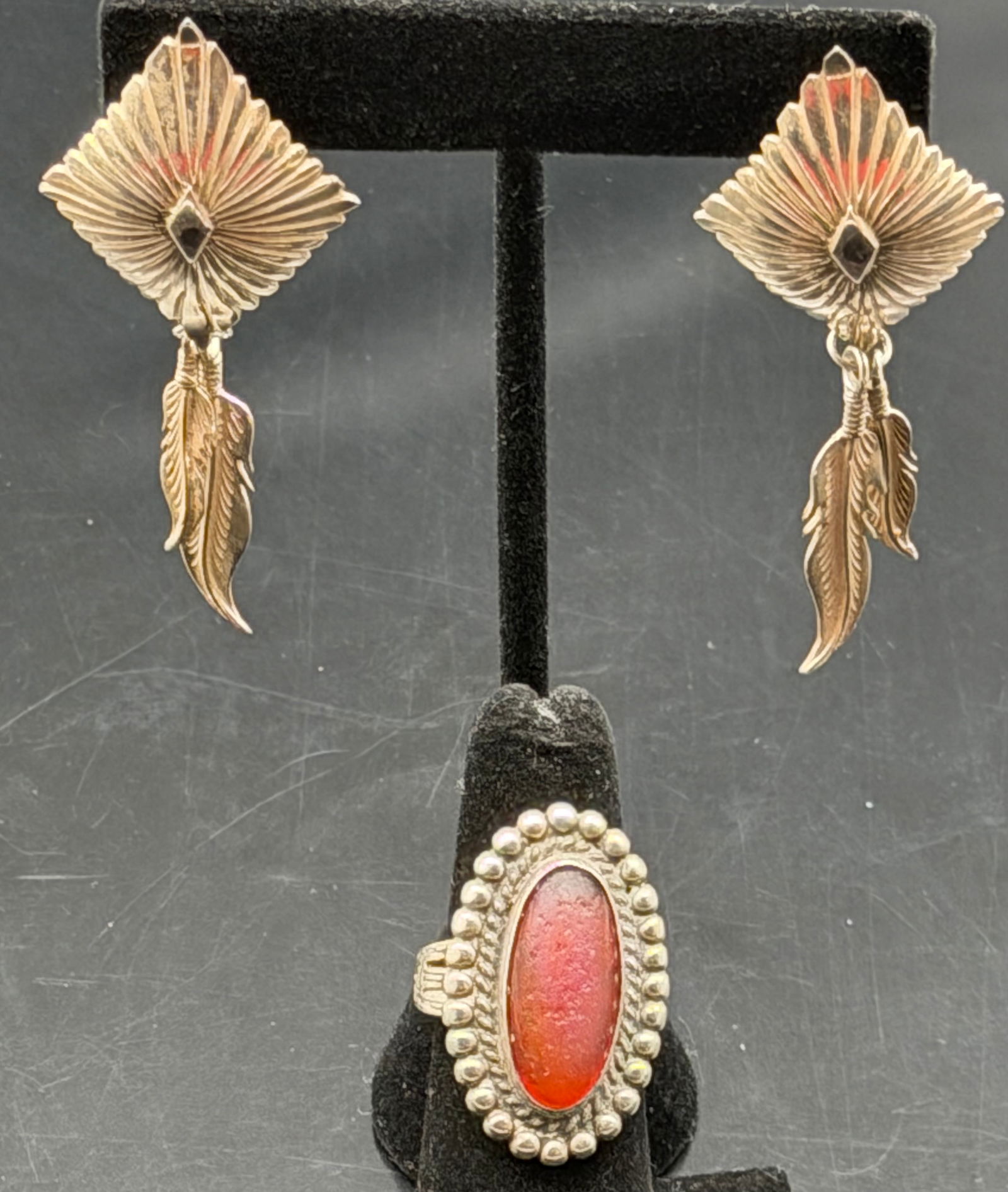 Sterling Silver Coral Ring & Earrings Set 21g (1 of 8)