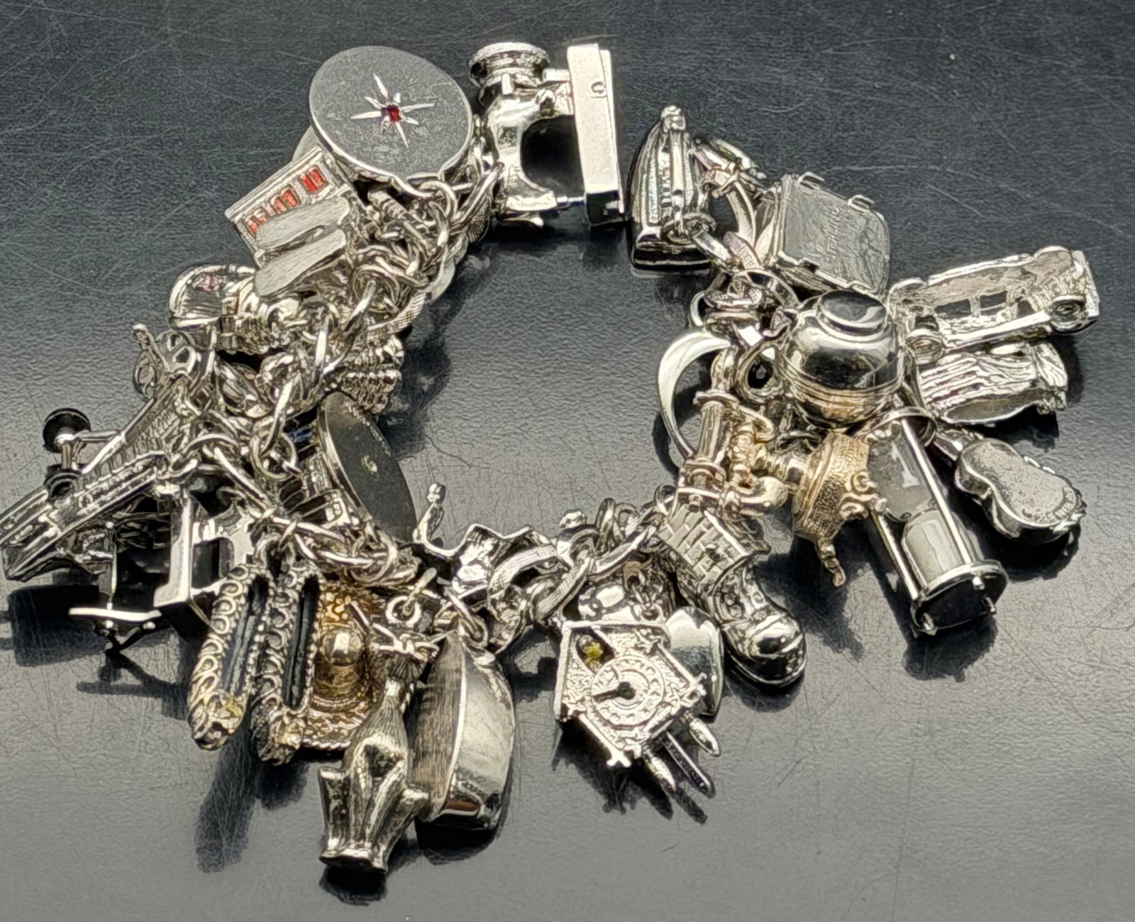 Vintage Sterling Silver Heavy Charm Bracelet 104g (1 of 8)