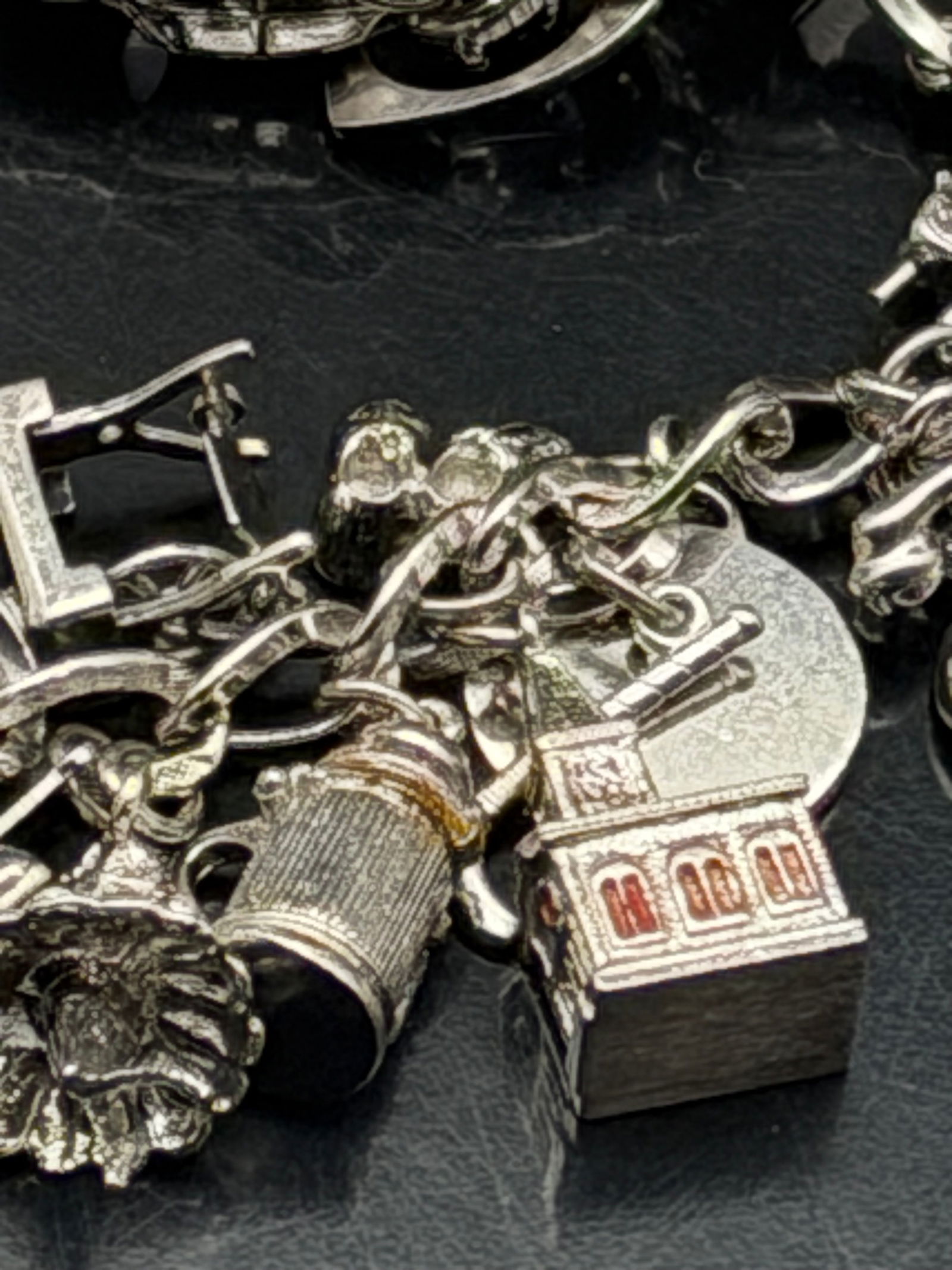Vintage Sterling Silver Heavy Charm Bracelet 104g - 4